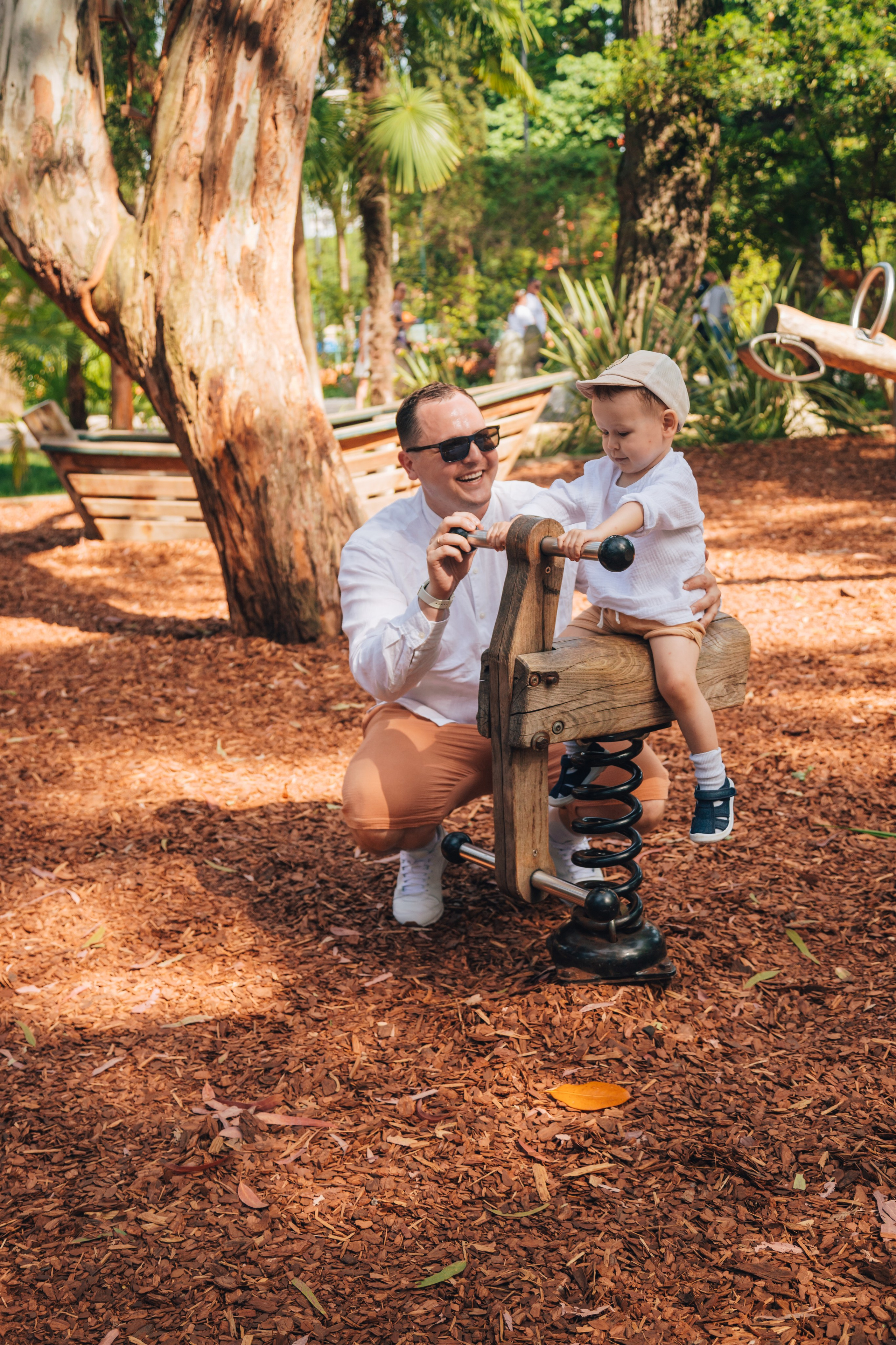 Дима, Ляйсан и Миша на Ривьере (Май 2025 г.). Фотограф Сочи, Адлер, Красная Поляна — Вероника Радченко
