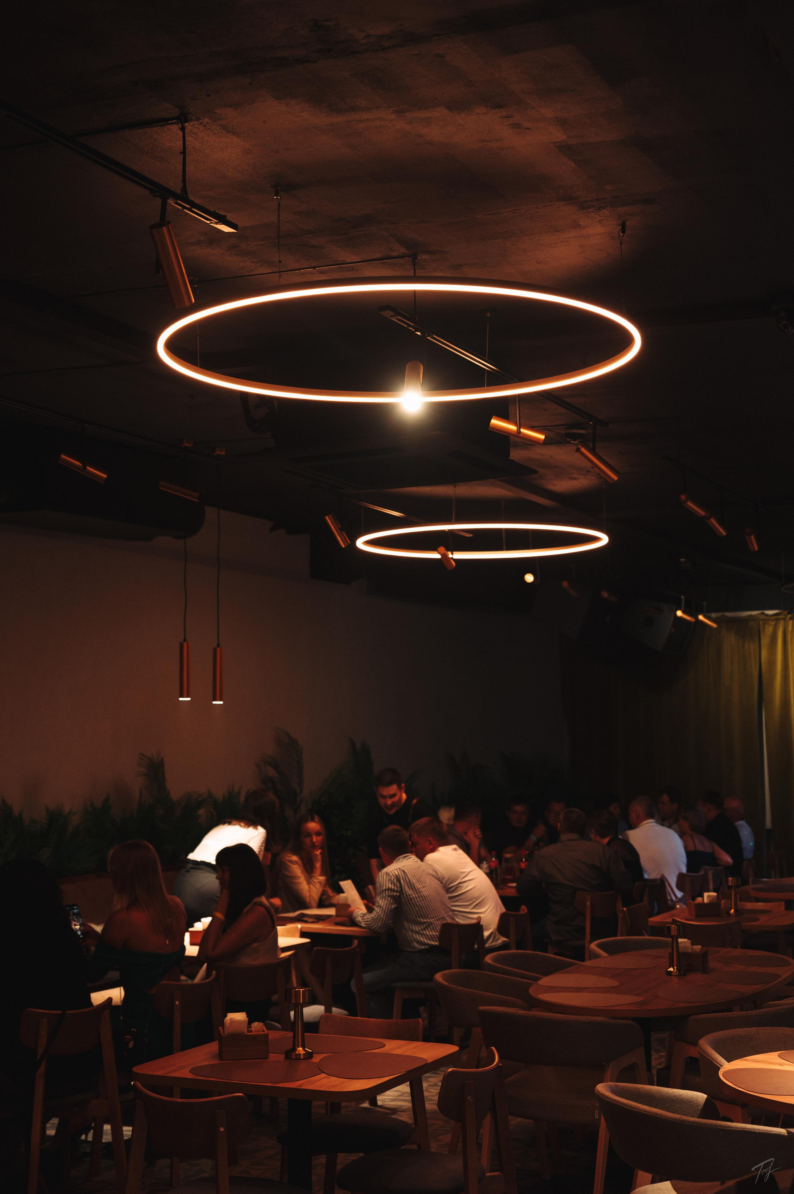 SANDRO. RESTO-BAR. Производство фото и видео