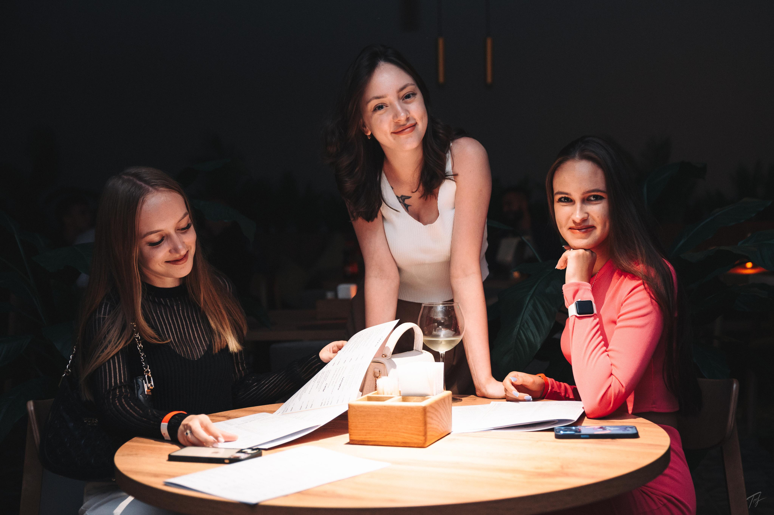 SANDRO. RESTO-BAR. Производство фото и видео