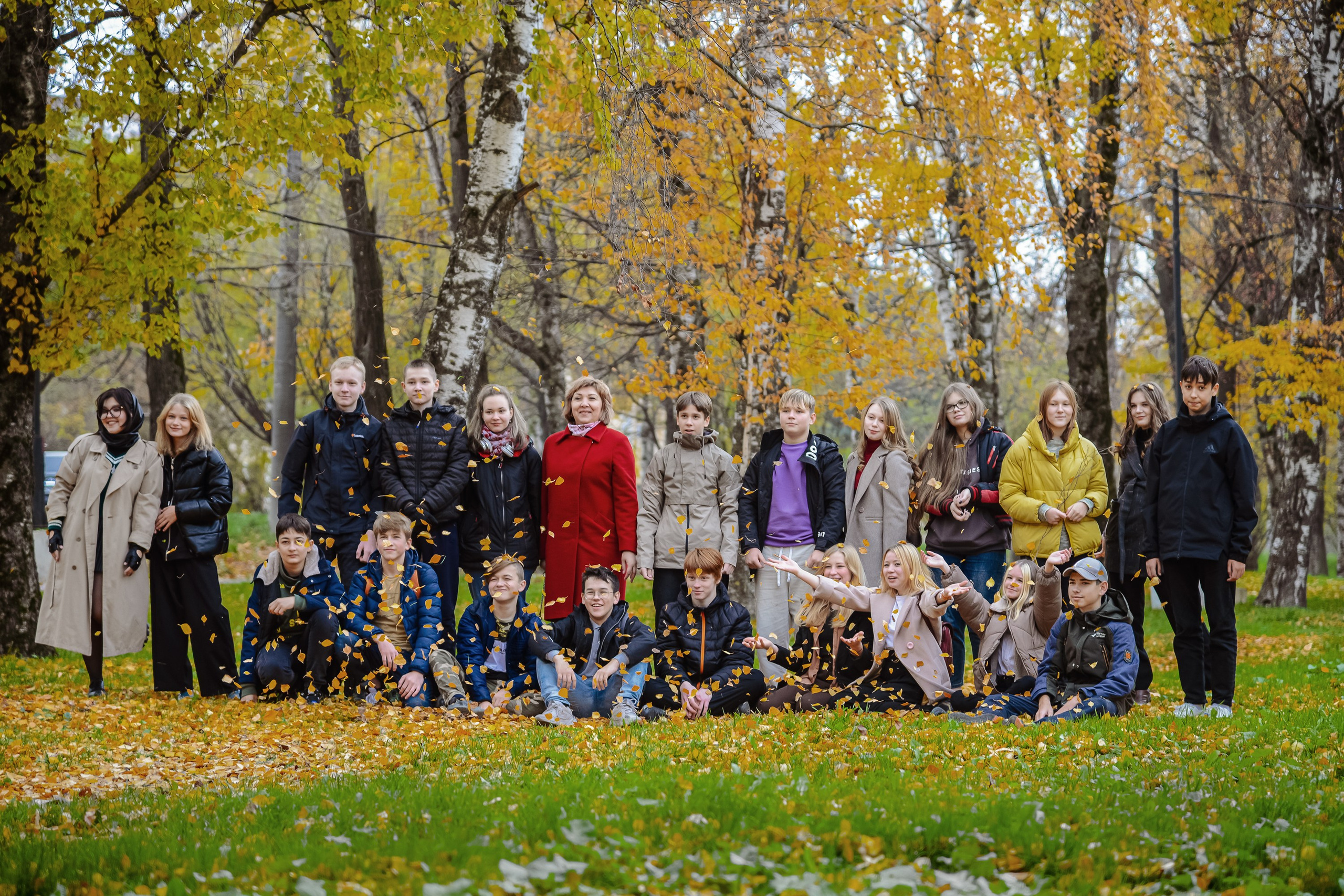 Фотоальбомы, фотокниги, альбомы для учеников старших и выпускных классов в школах в городе Вологда