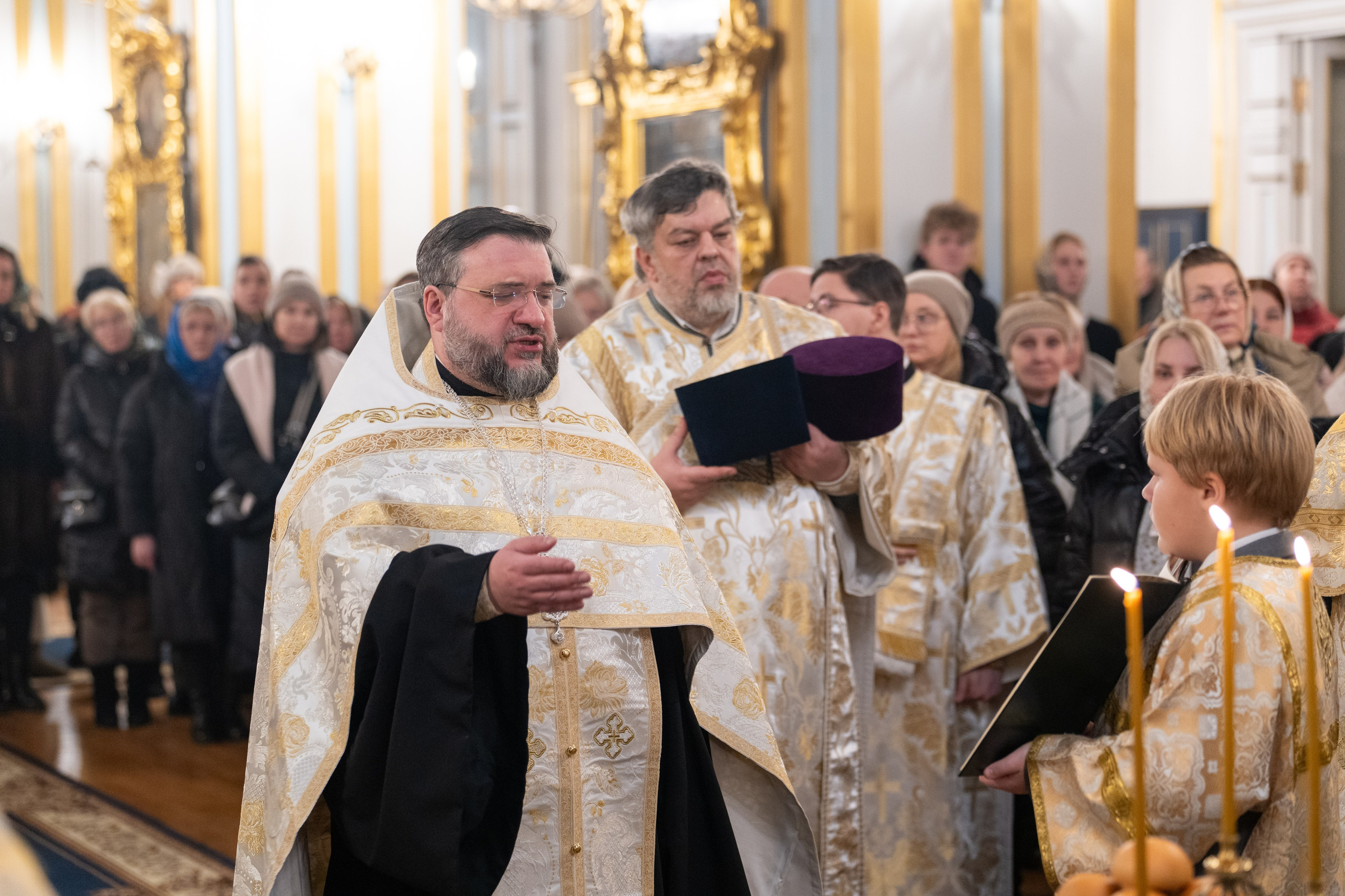 Праздничное бдение в Николо-Богоявленском морском соборе. НИКОЛО-БОГОЯВЛЕНСКИЙ МОРСКОЙ СОБОР