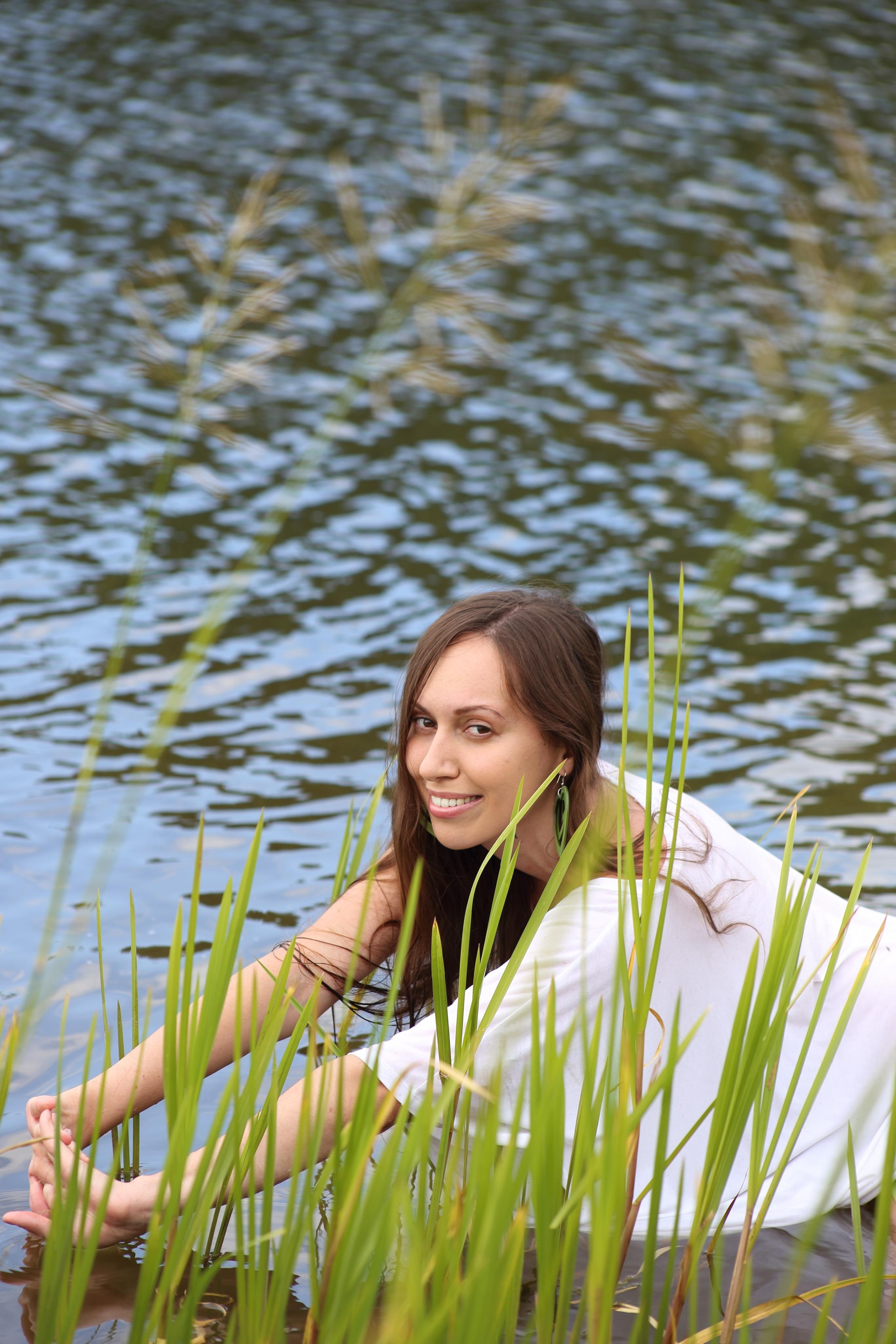 Даша на природе. Фотограф Пермь. Фотосессия в фотостудии Перми и на свежем воздухе