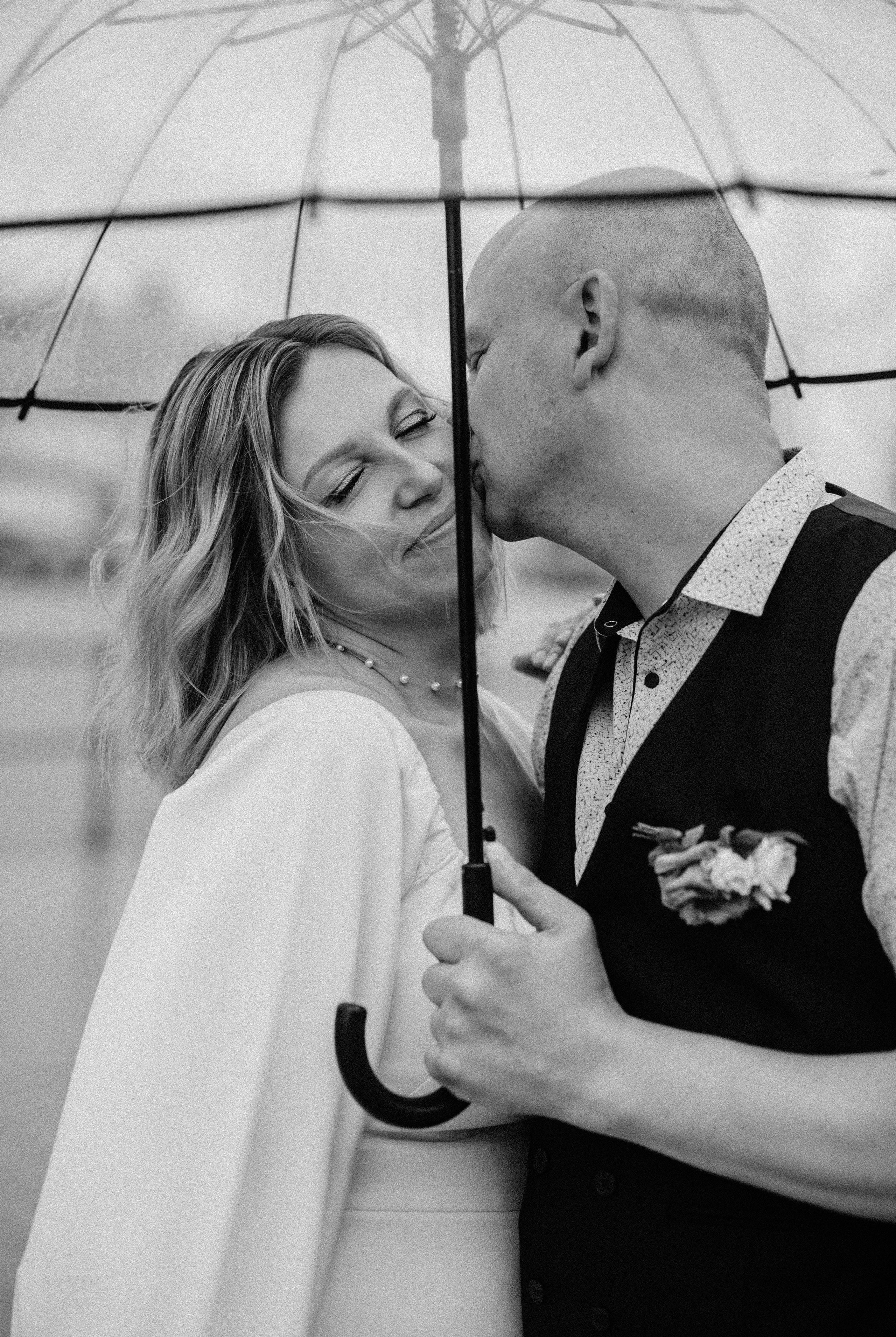 ЕЛЕНА и РОМАН | B&W | Выборг. Фотограф в Выборге | Юлия Басырова