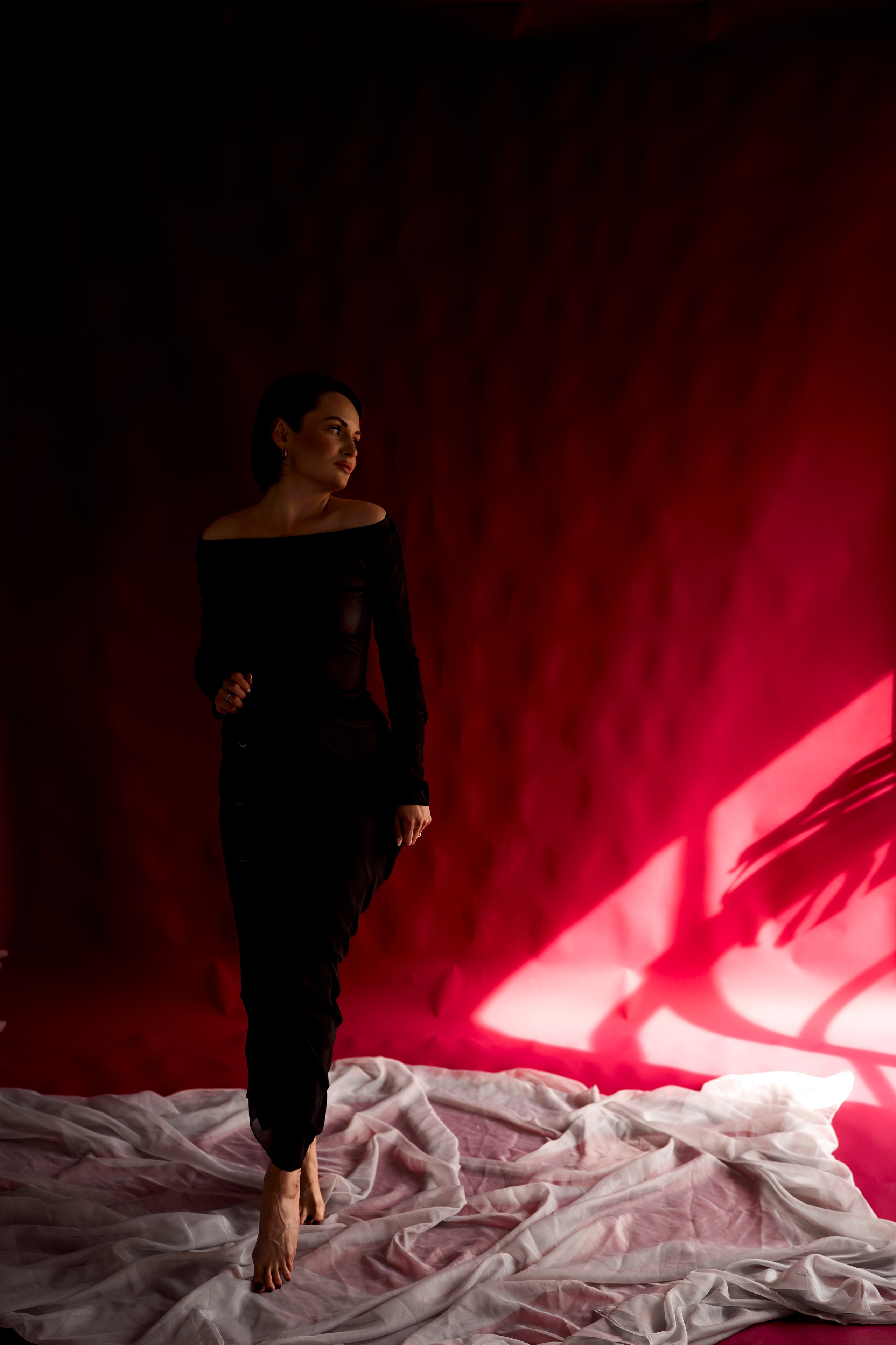 Daria / Bare Essentials:. Влад Дорчинец — фотограф