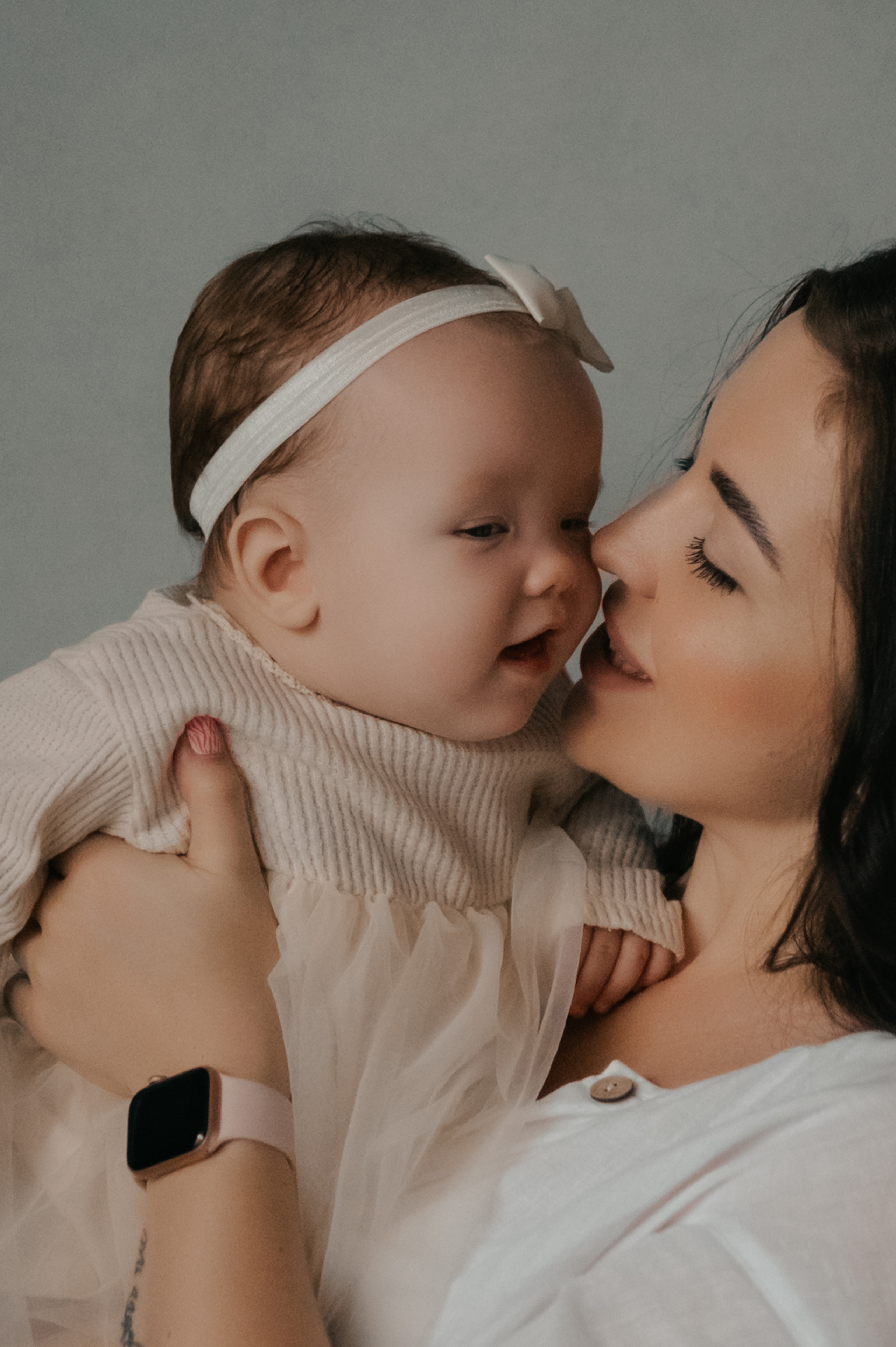 В маленькой квартире. Семейный Фотограф Новосибирск, Школьные фотосессии Новосибирск, школьный фотограф Новосибирск, выпускные альбомы