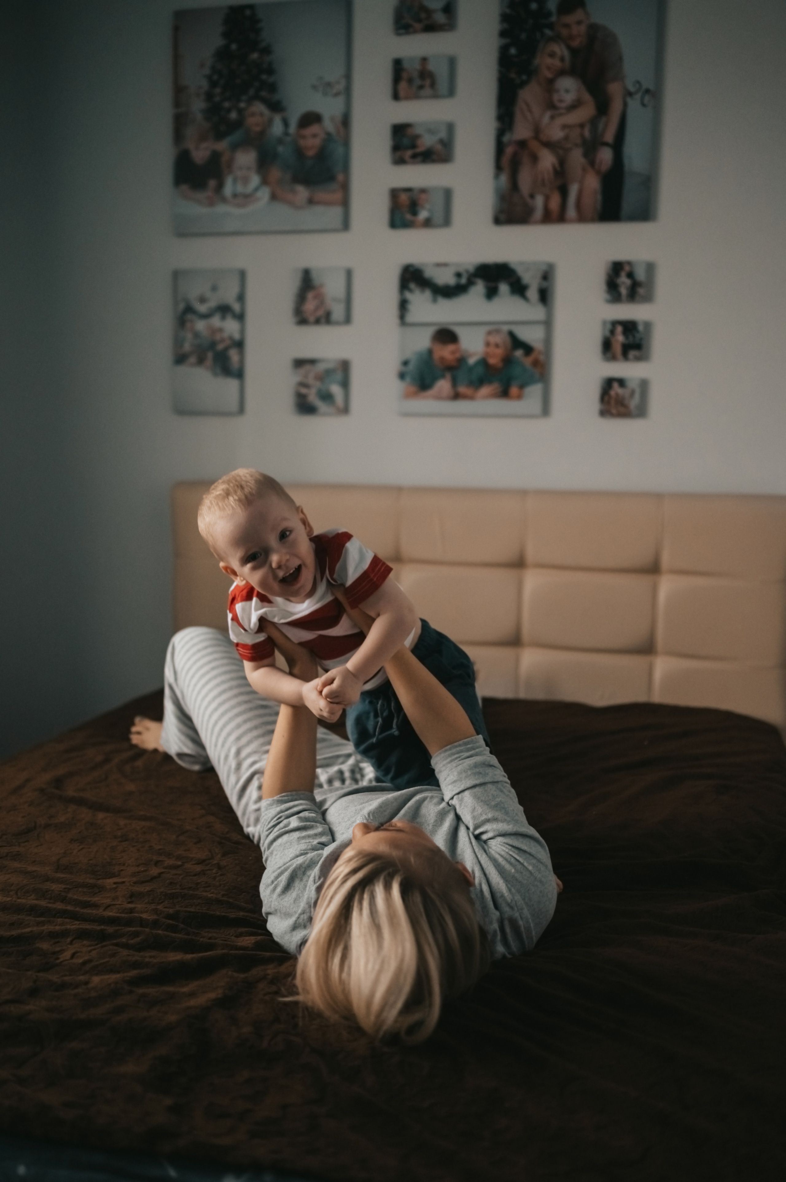 Печенье с сыновьями. Семейный Фотограф Новосибирск, Школьные фотосессии Новосибирск, школьный фотограф Новосибирск, выпускные альбомы