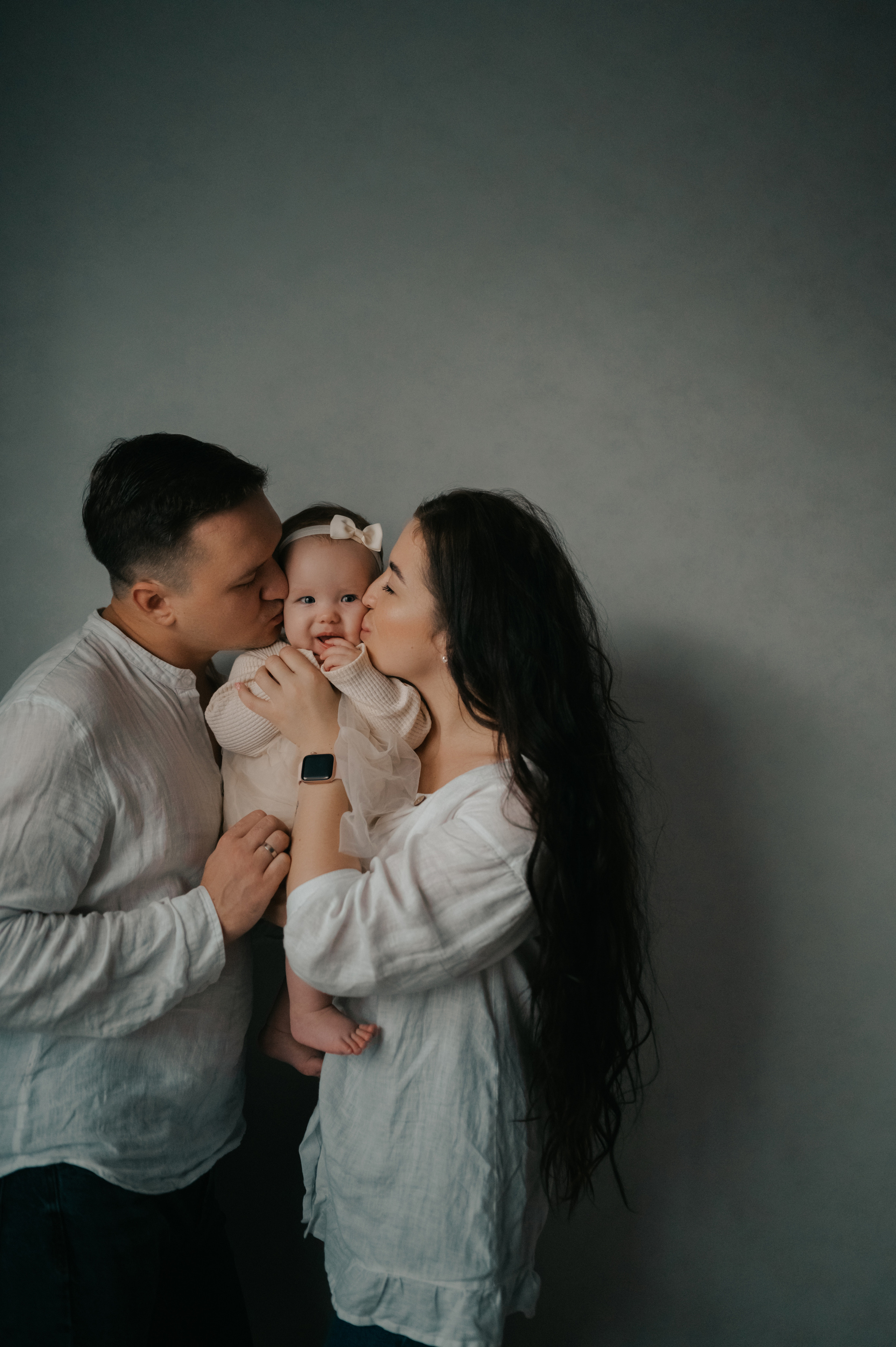 В маленькой квартире. Семейный Фотограф Новосибирск, Школьные фотосессии Новосибирск, школьный фотограф Новосибирск, выпускные альбомы