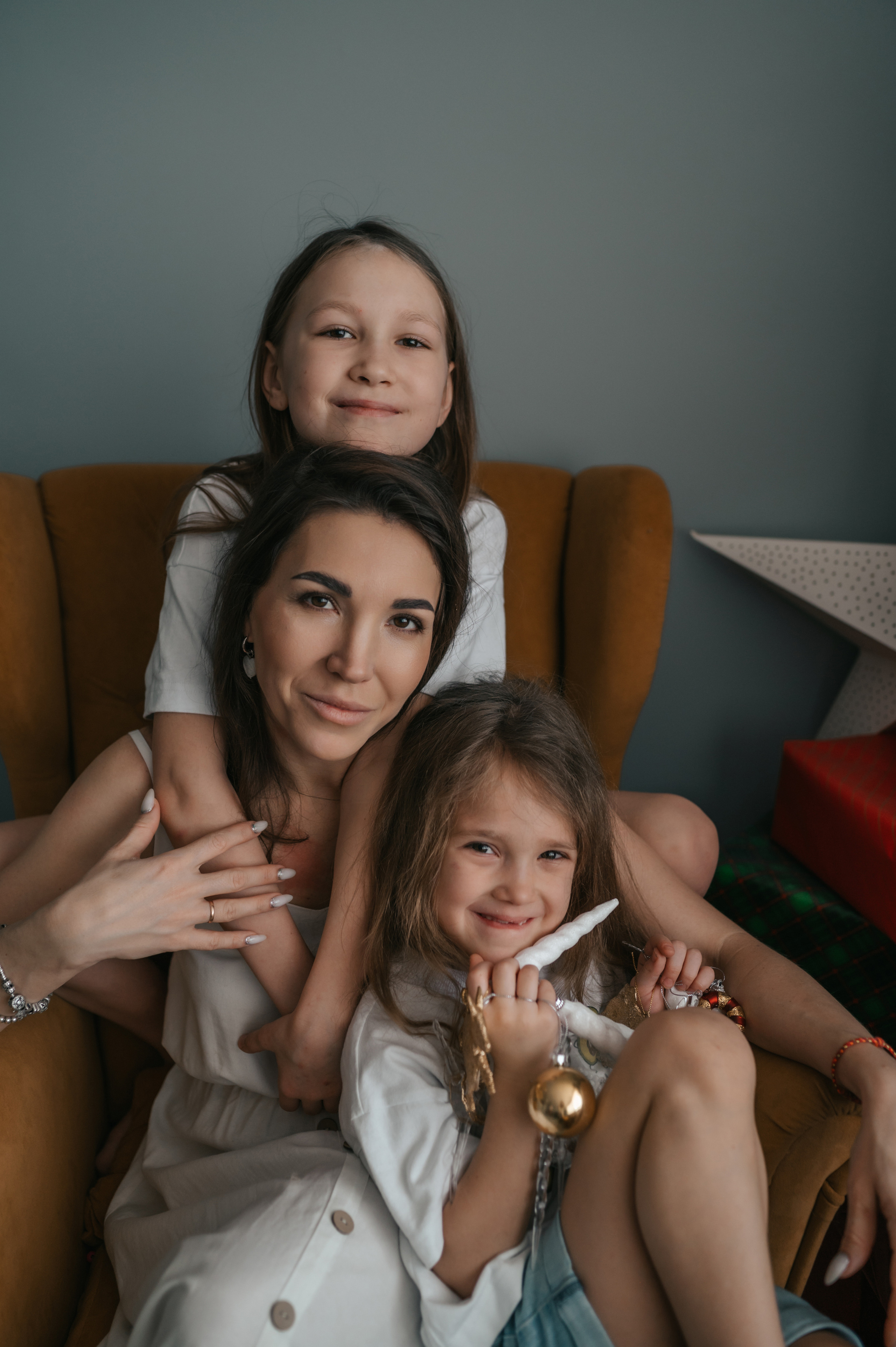 Игры перед Рождеством. Семейный Фотограф Новосибирск, Школьные фотосессии Новосибирск, школьный фотограф Новосибирск, выпускные альбомы