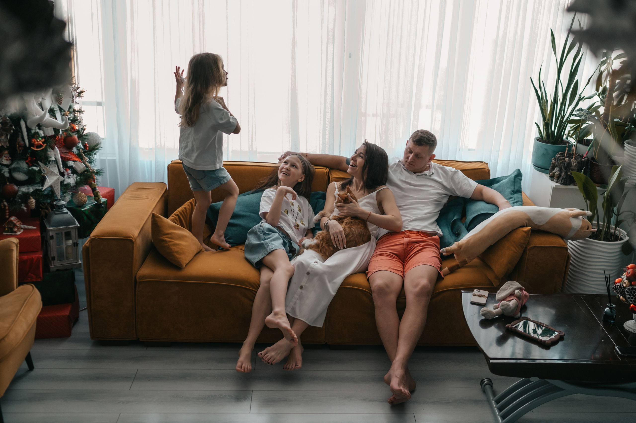 Игры перед Рождеством. Семейный Фотограф Новосибирск, Школьные фотосессии Новосибирск, школьный фотограф Новосибирск, выпускные альбомы