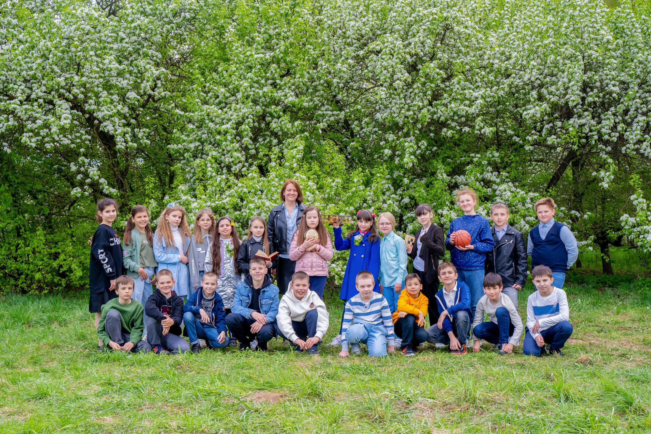 ШКОЛЬНАЯ СЪЕМКА (БЕЗ АЛЬБОМА). Школьная фотостудия «Like Moment» в Строгино