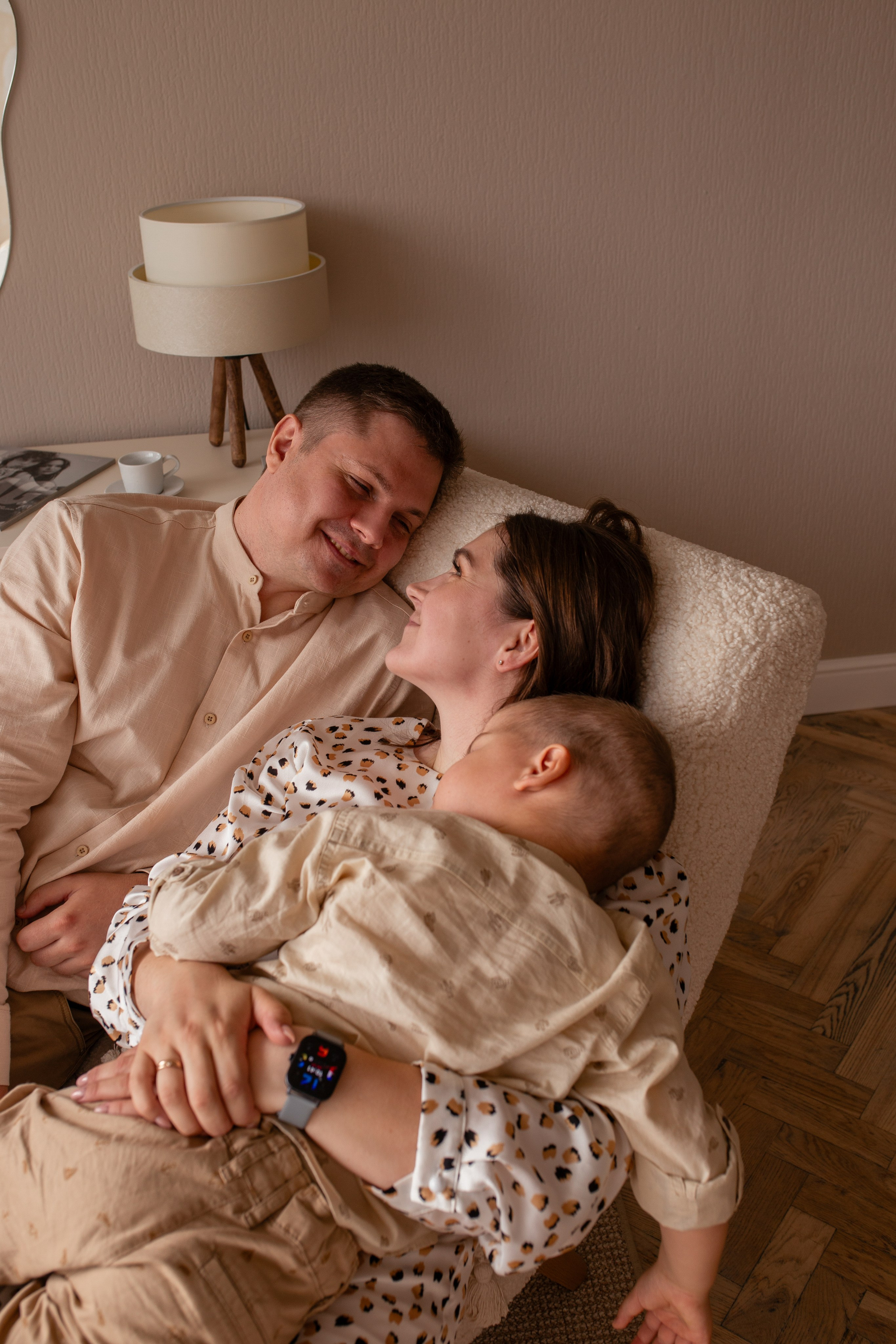 Надежда, Григорий и Ваня с семьёй