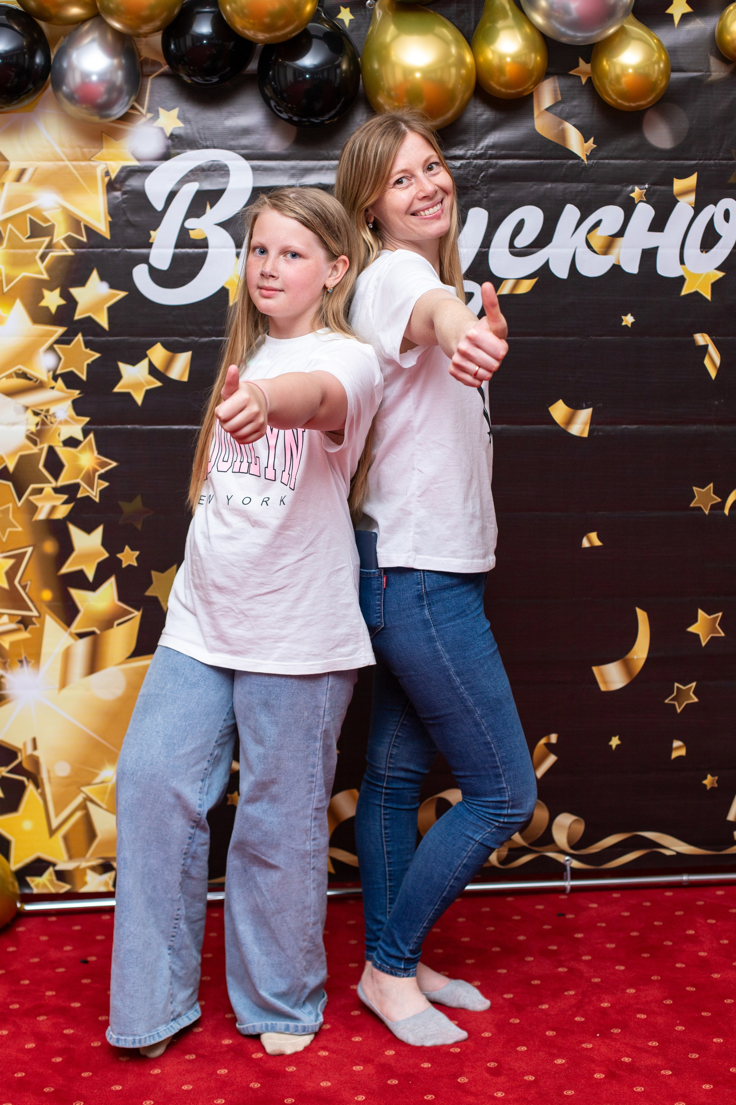 Выпускной 4 класс. Фотосессия под любой запрос в Красноярске. т+79237847111