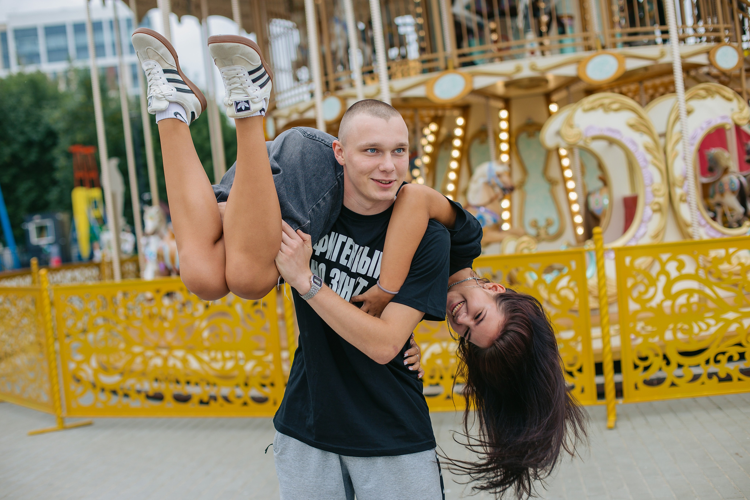 Love story. Выпускные альбомы Искитим, Бердск и Новосибирск Крюкова Елена