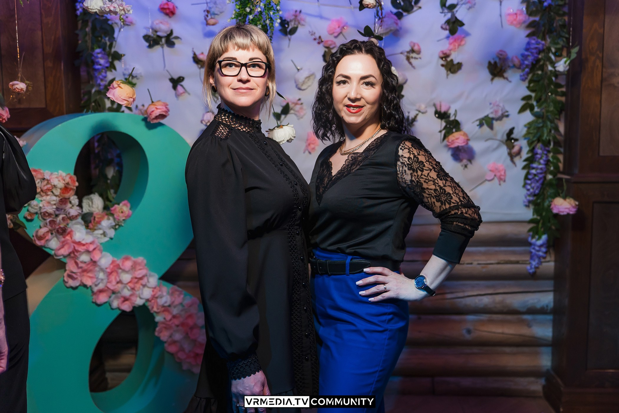 Международный женский день в кафе «У Петровича»