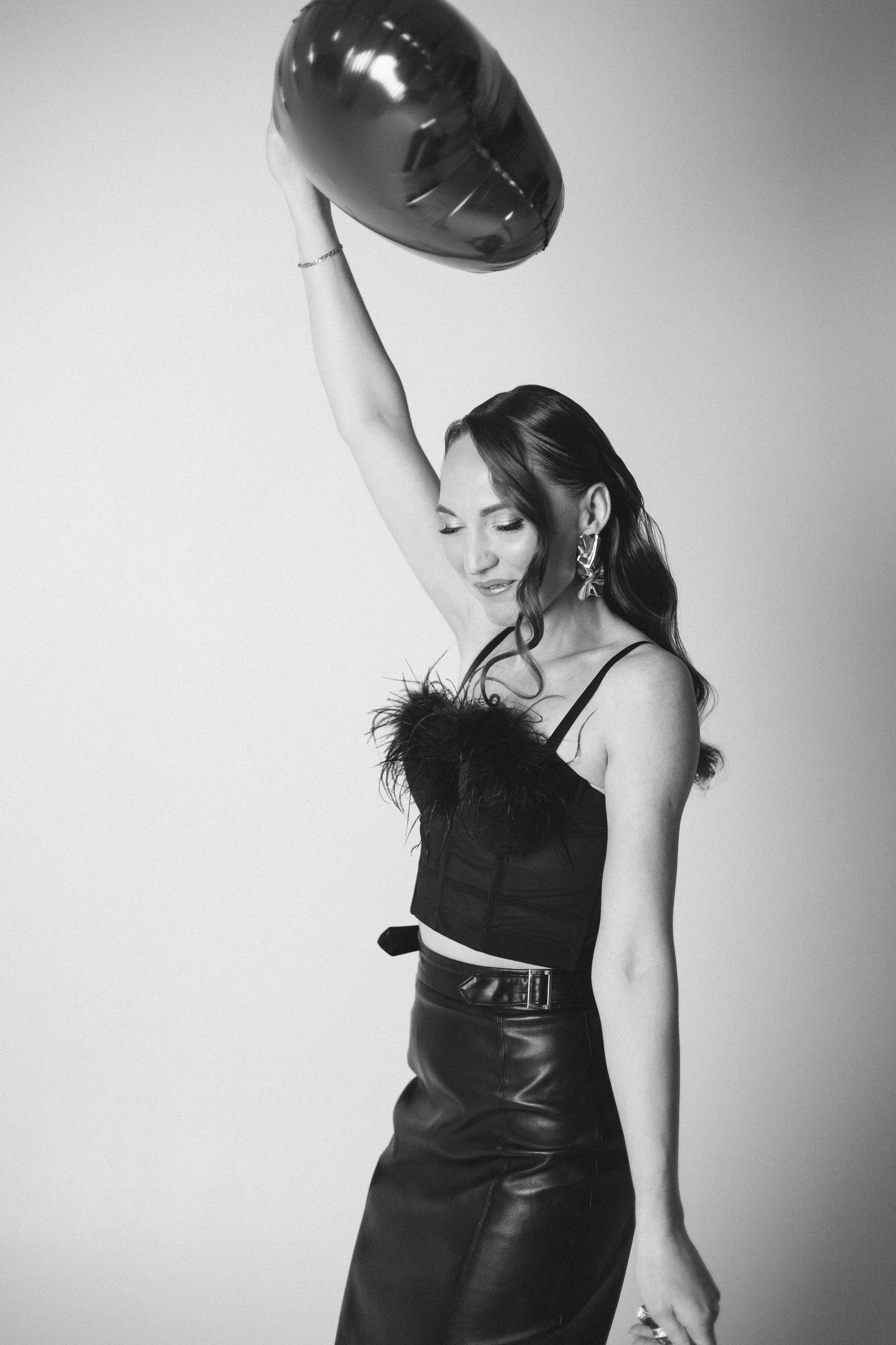 ЖЕНСКИЕ ПОРТРЕТЫ СТУДИЯ 2026. Фотограф Красноярск съемки лавстори, фотосессия в студии, портретная съемка, творческие фотосессии