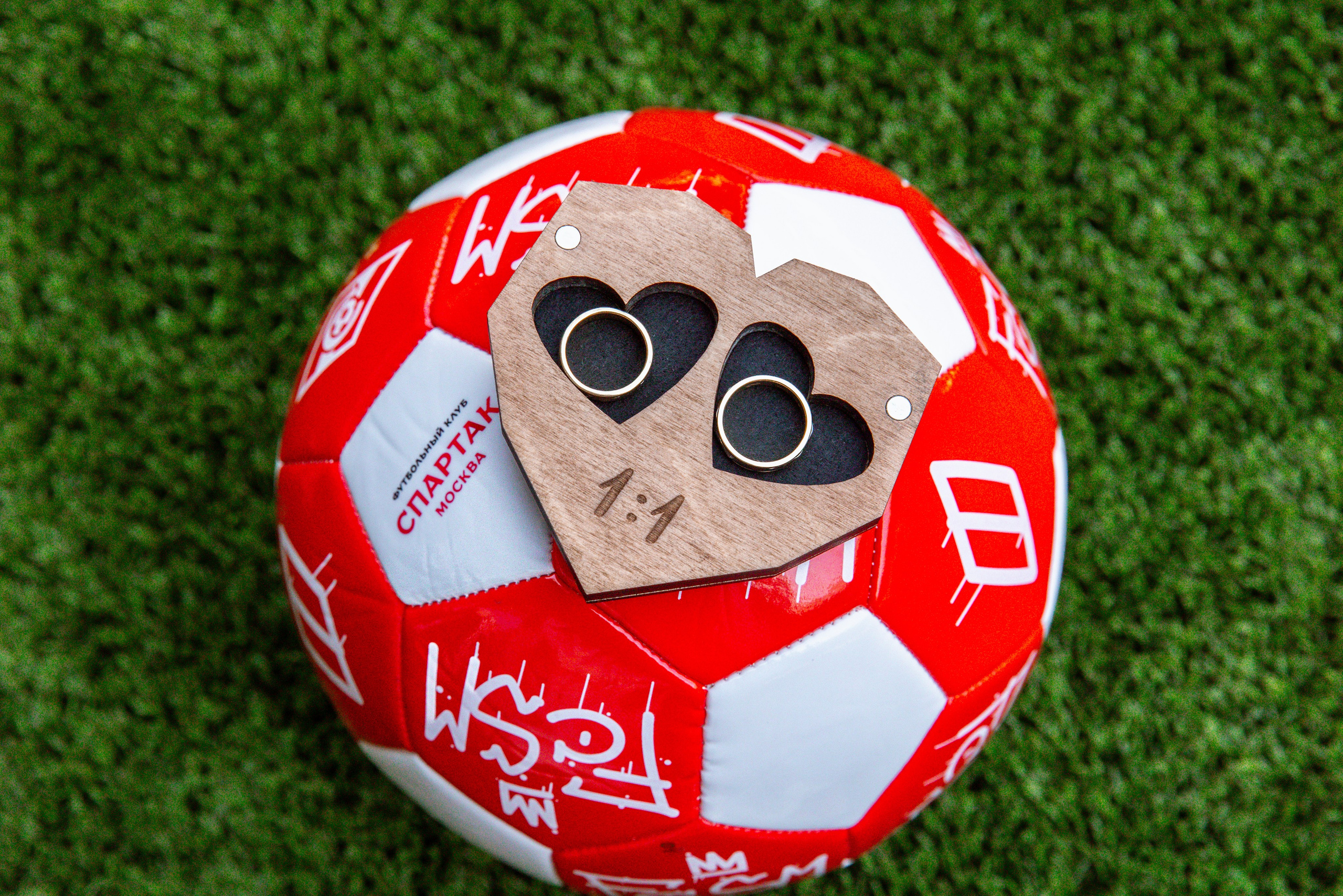 На стадионе Спартак. Свадебный и семейный фотограф Москва и Московская область