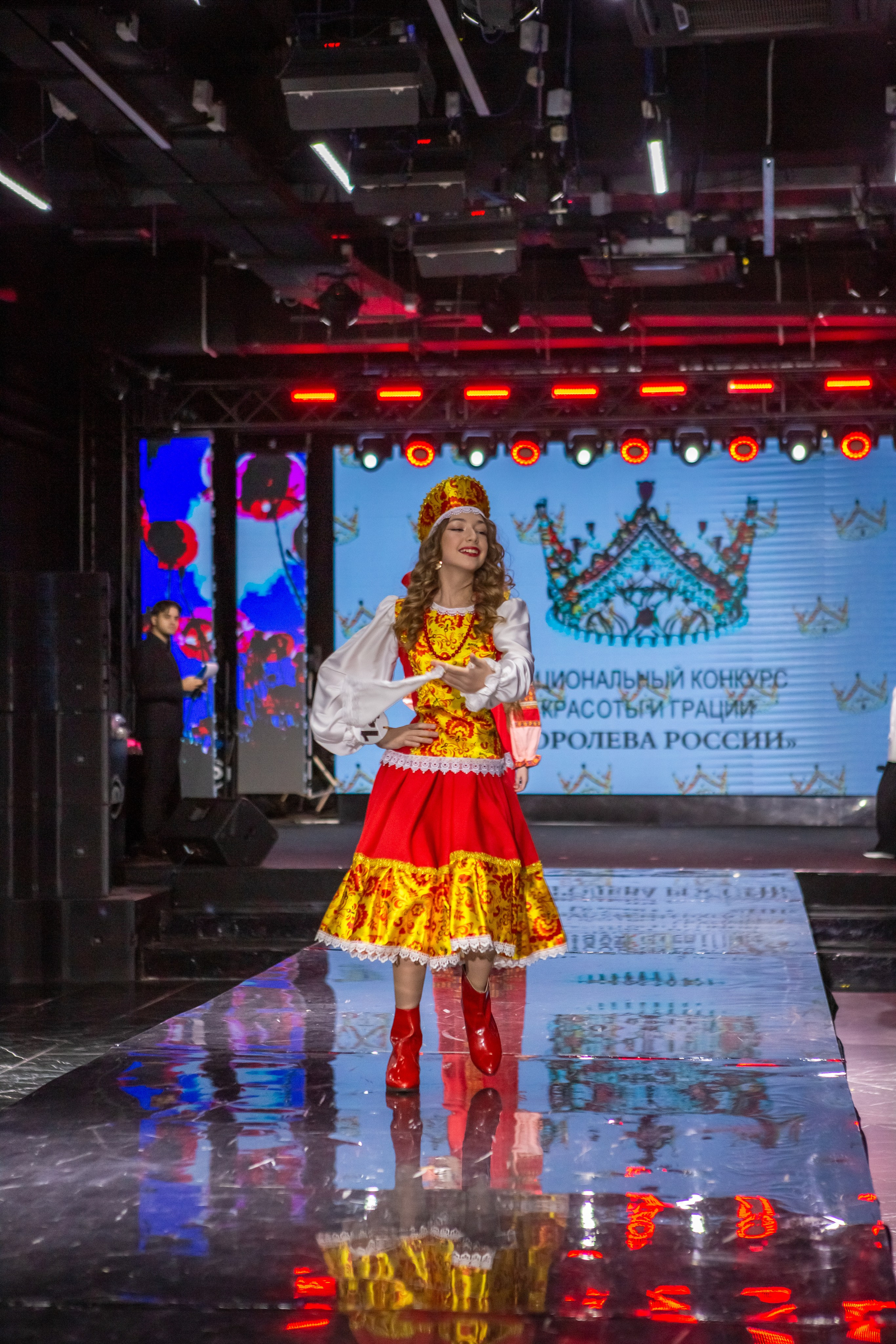 Юная королева Москвы 2024. Репортажный, семейный, свадебный, портретный фотограф