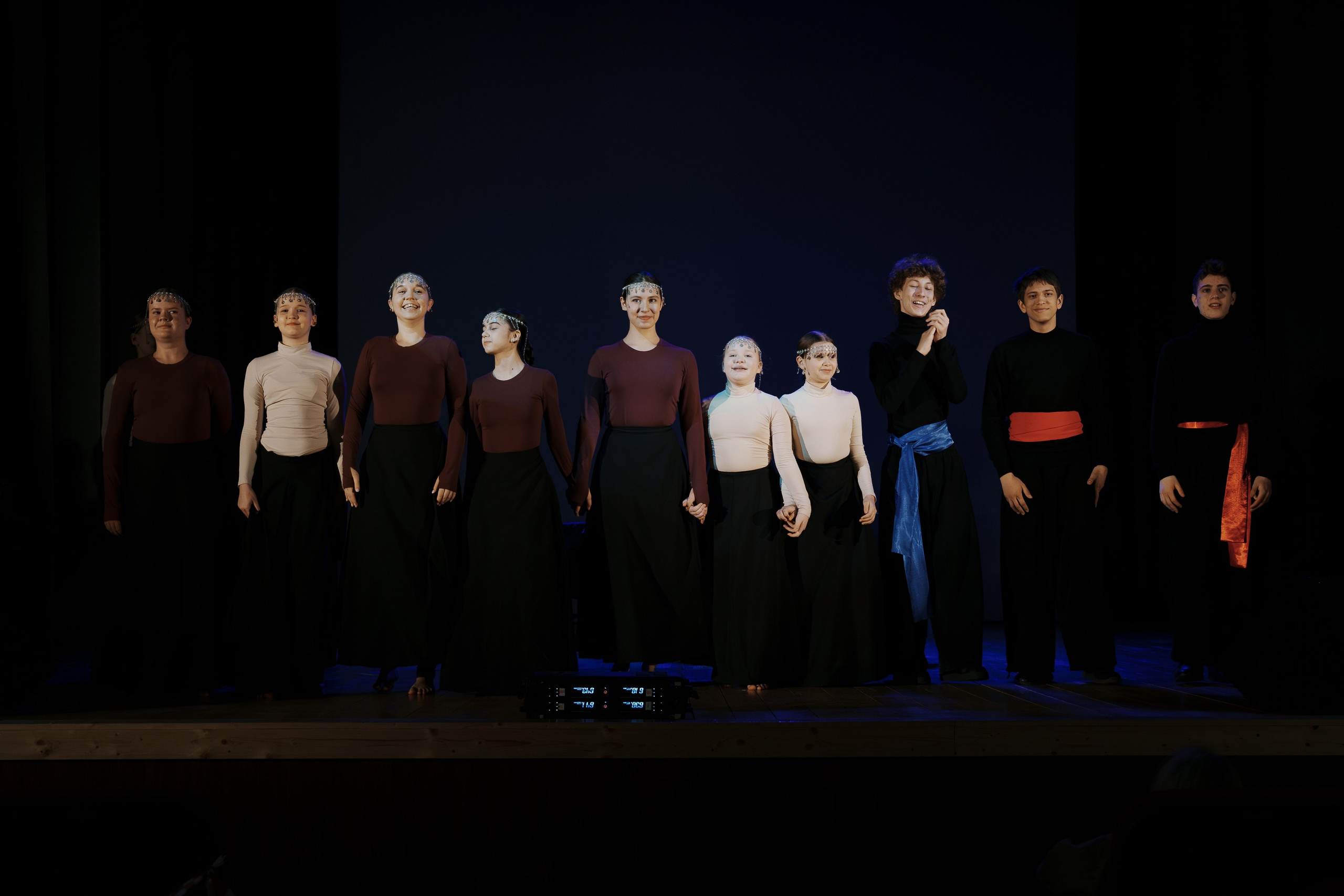 Спектакль «Демон» в постановке театральной студии «Волшебный мир театра». Фотограф Евгений Егоров