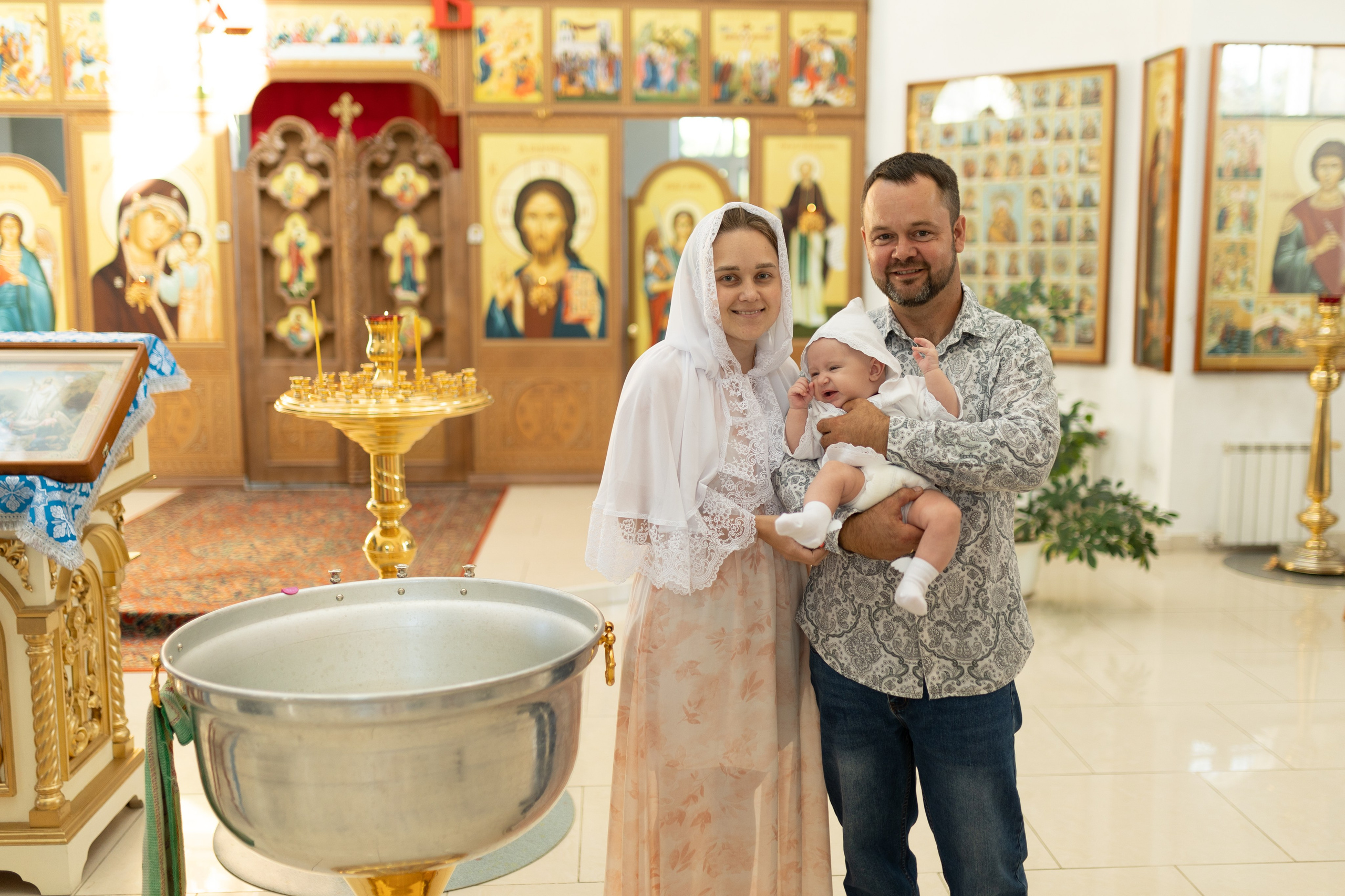 Крещение Артёма (все фото с таинсвта крещения). Фотограф новорожденных. Детский и семейный фотограф Марьяна Юдина