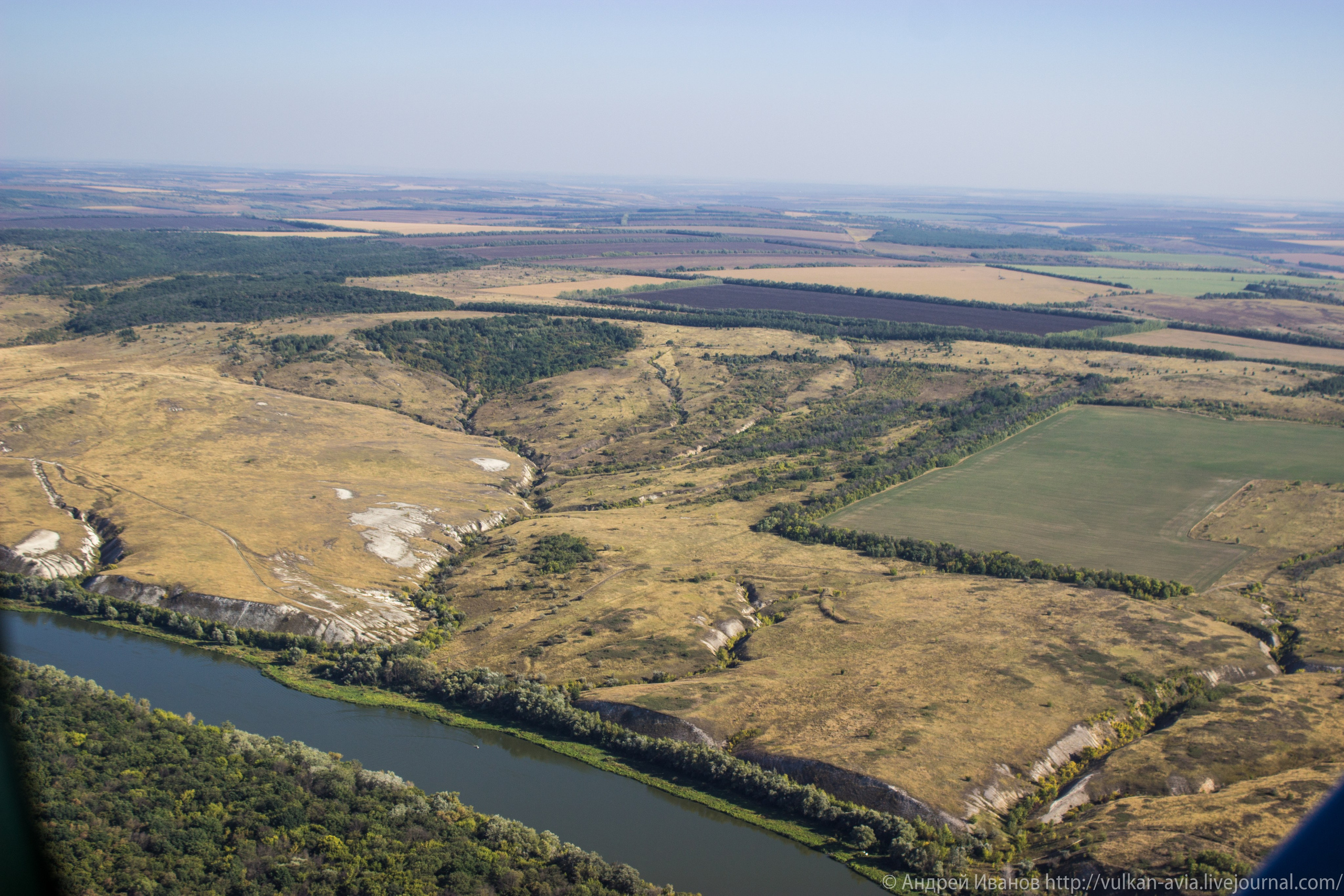 Волгодонск аэр. Потапов слёт «Небо для всех» (2021 г.). Фотоальбом показывающий увлекательный мир авиации и мир медведей Андрея Иванова