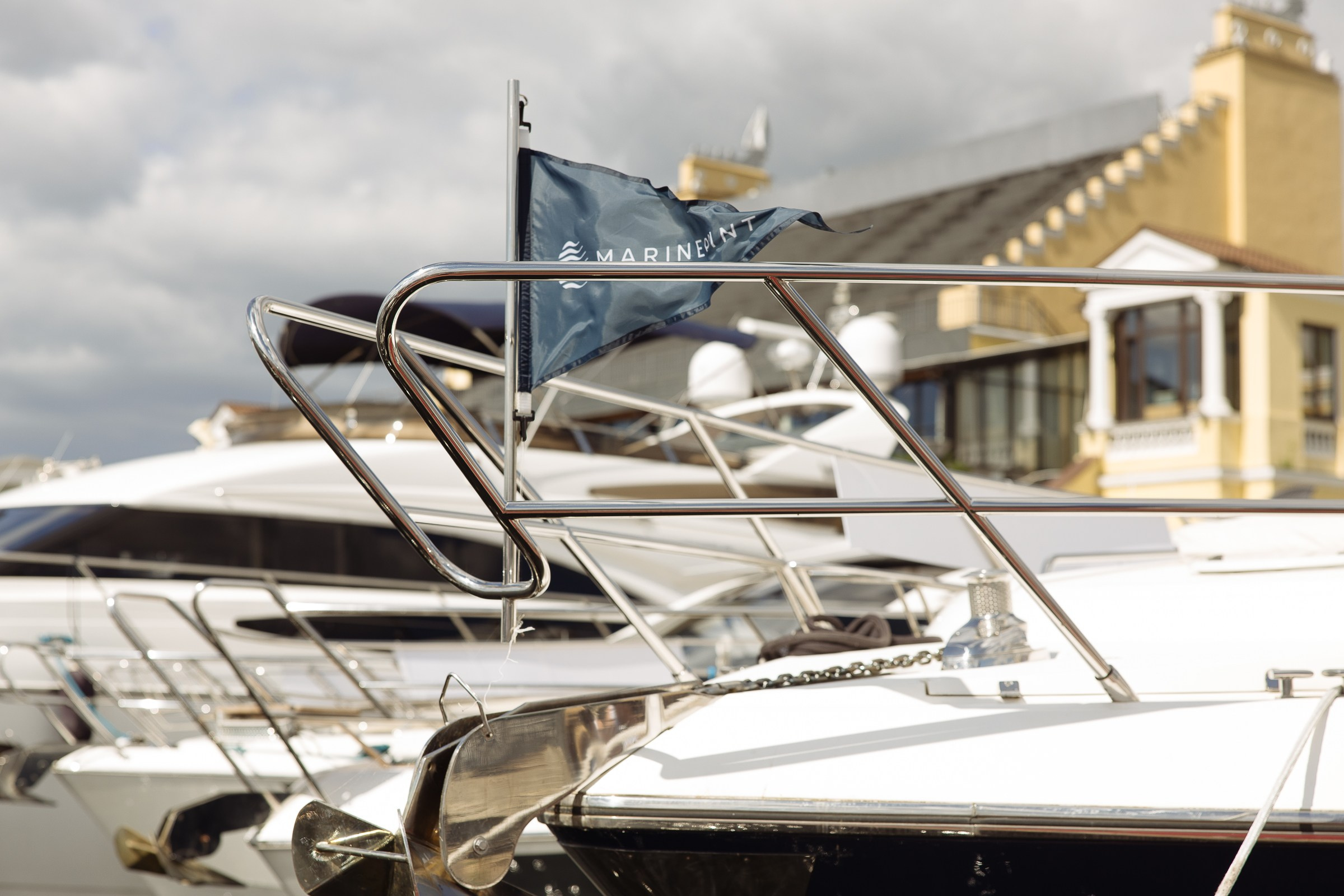 Выставка яхт и катеров. Ryal Yacht Club. Фотограф в Москве
