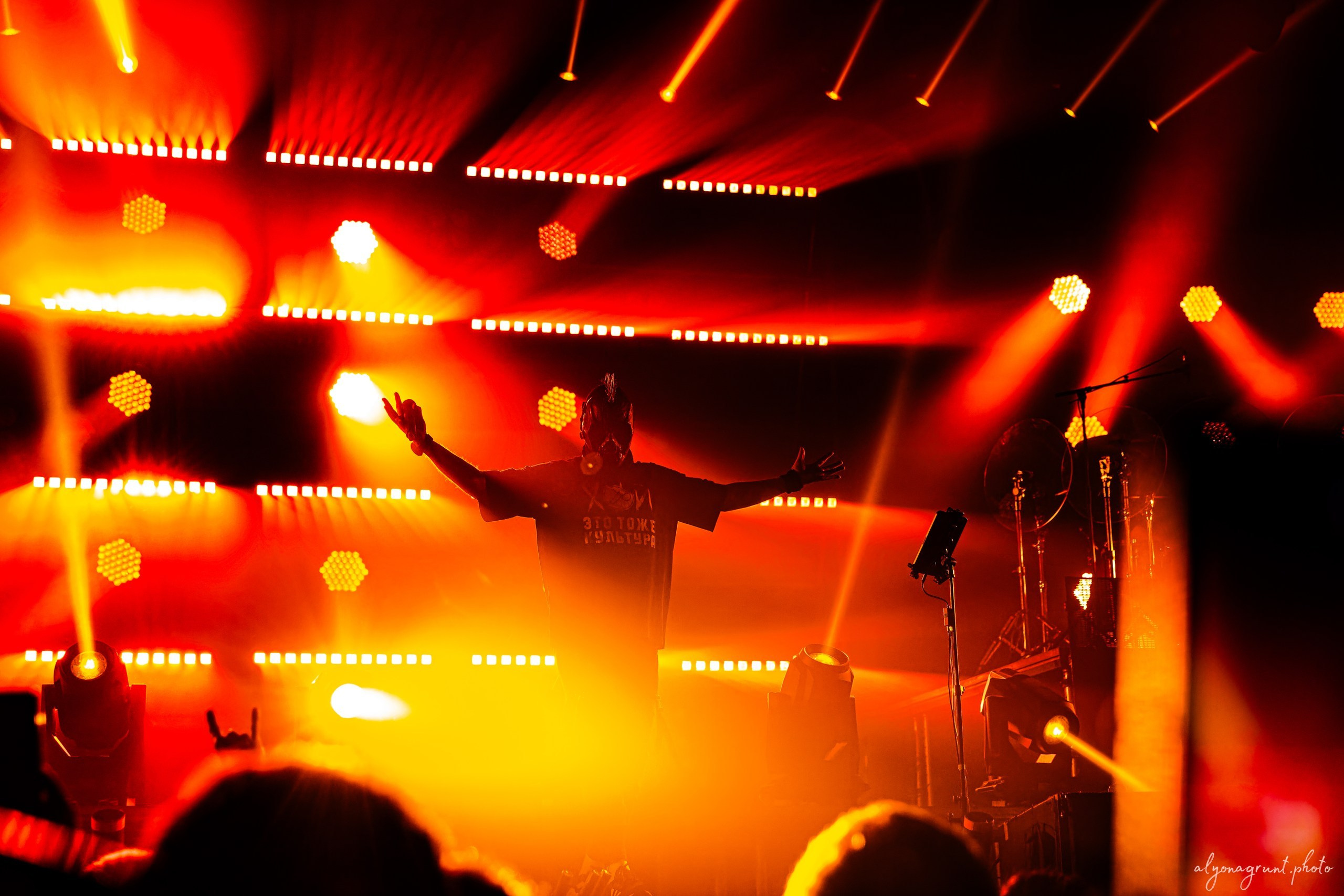 Пневмослон, фоторепортаж СПб, A2,17.10.2025. Алена Адрианова: фотограф в Санкт-Петербурге