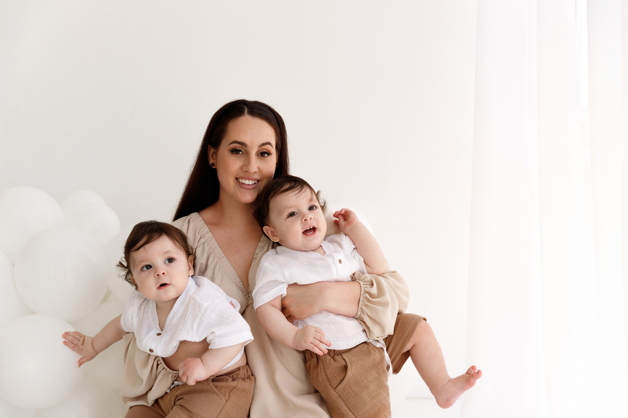 Близнецы Артём и Артур. Фотограф новорожденных Славянск-на-Кубани Куцевольская Екатерина