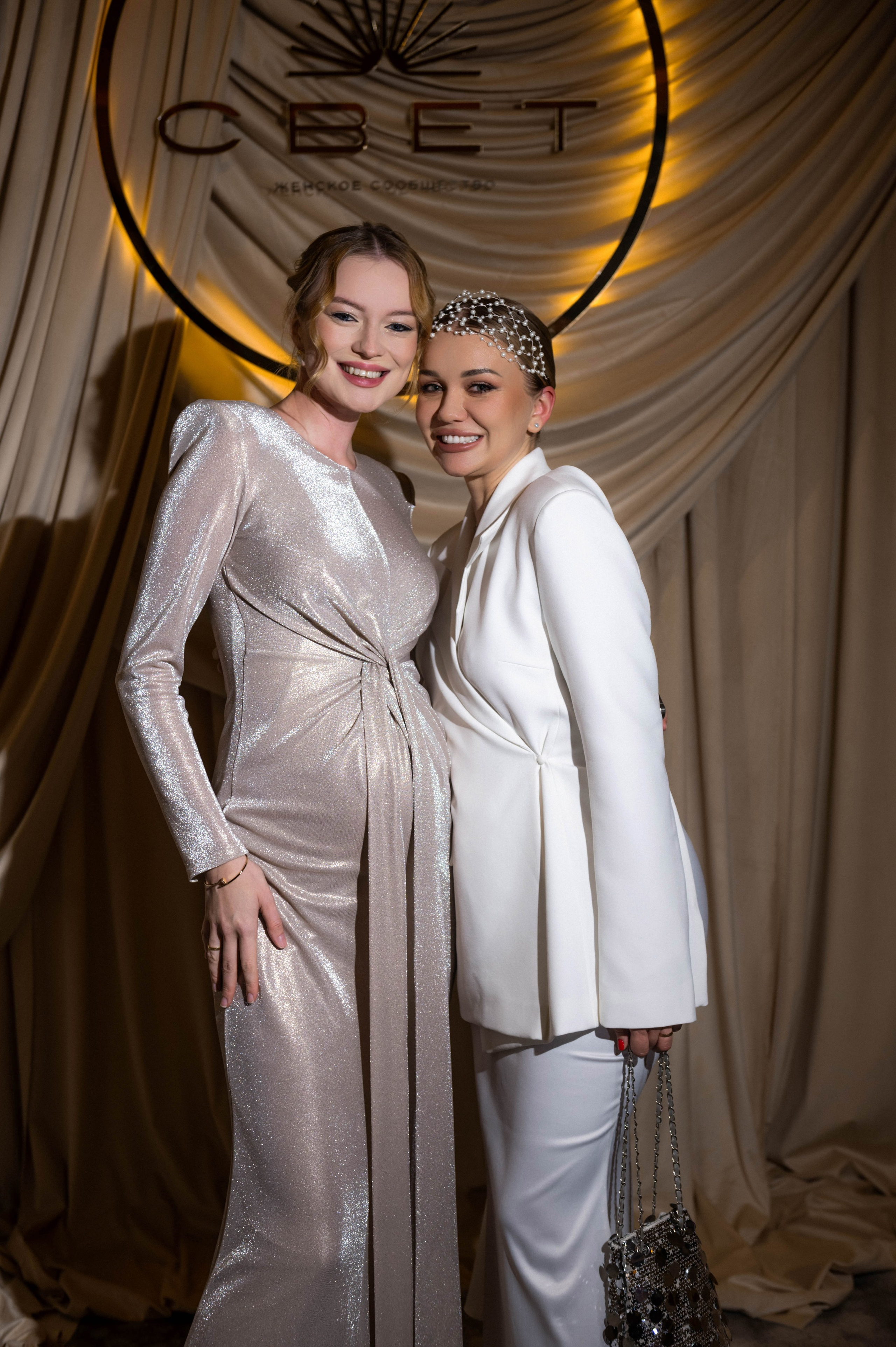 Light. Свадебный фотограф МОСКВА, КРЫМ, СМОЛЕНСК АЛЯ КОНОВАЛОВА