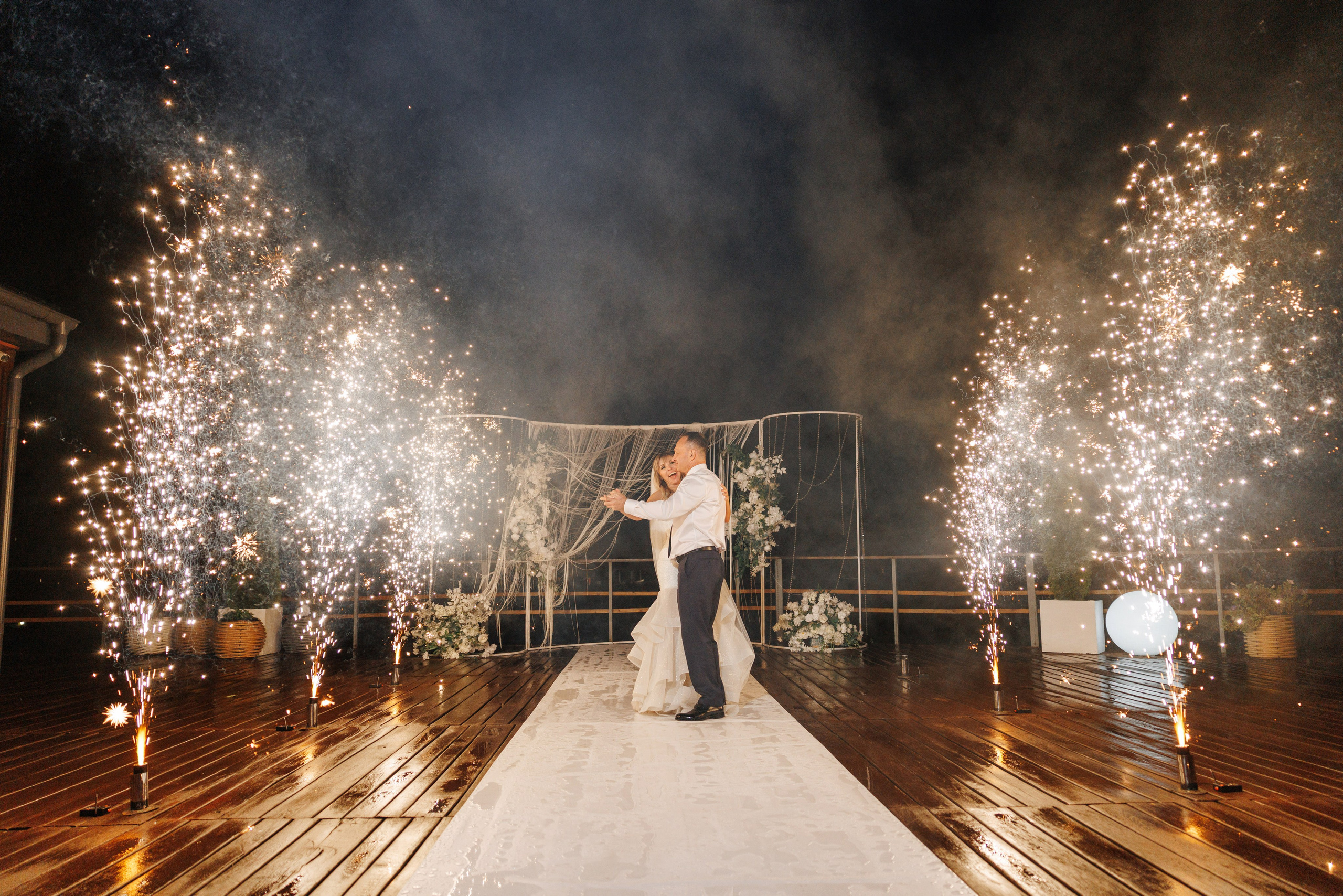 СВАДЕБНЫЕ ЭФФЕКТЫ «ФЕНИКС»