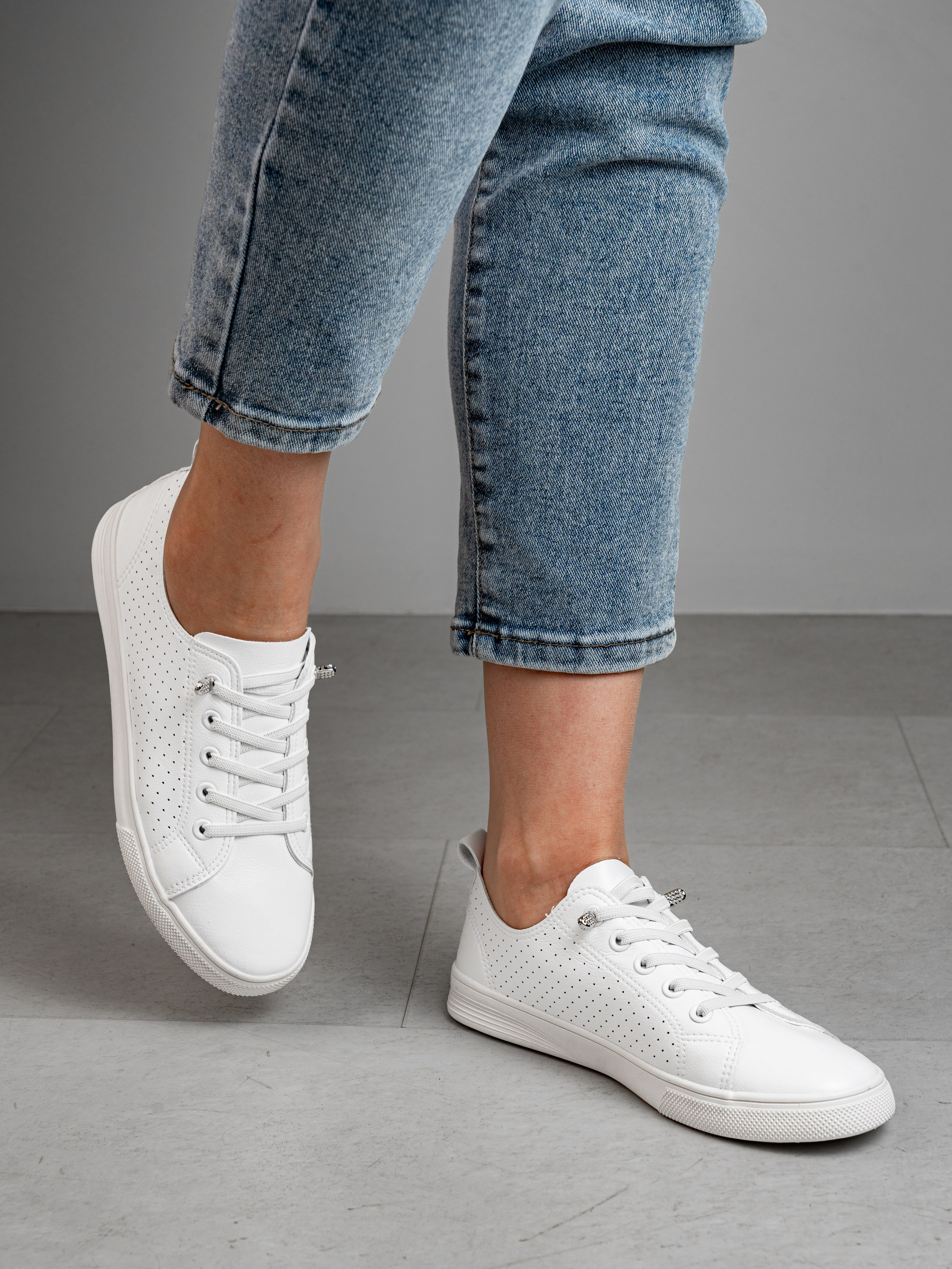 Фотосъемка обуви для Маркетплейсов. Фотограф в городе Владимир