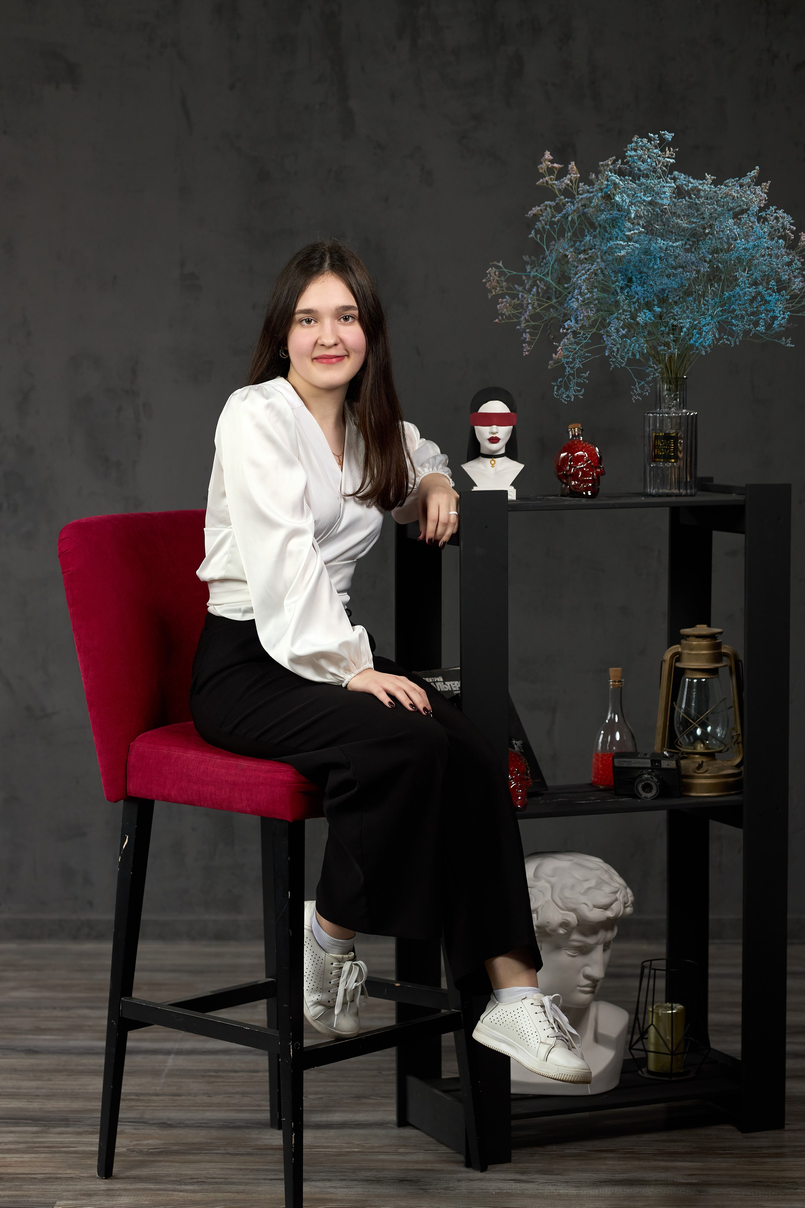 Выпускные портреты для выпускного альбома таганрог. Фотограф Выпускные альбомы Таганрог Сергей Коробченко