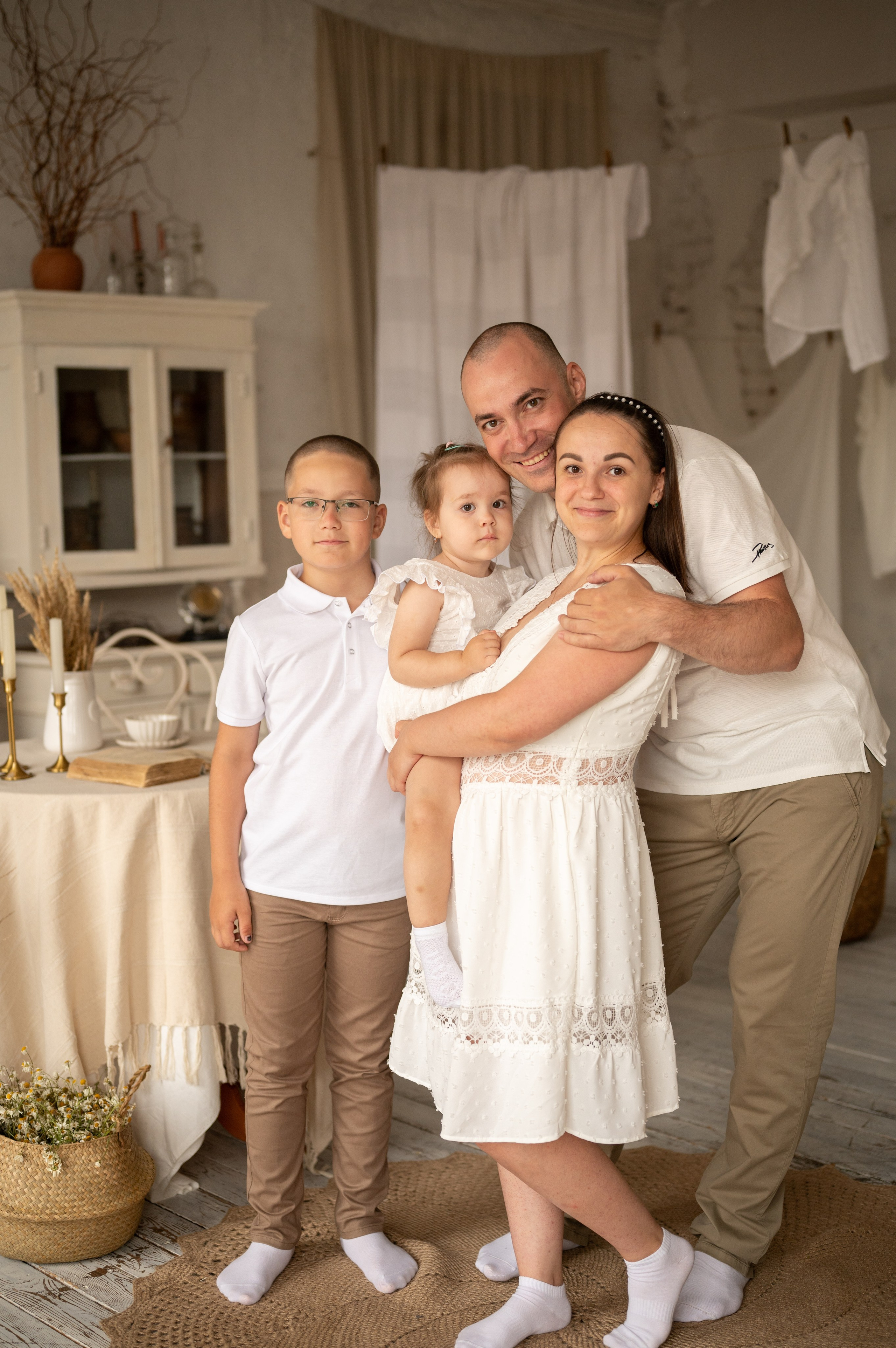 Семейная съемка в фотостудии «Воздух». Фотограф новорожденных, семейный детский в Тюмени Татьяна Морозова