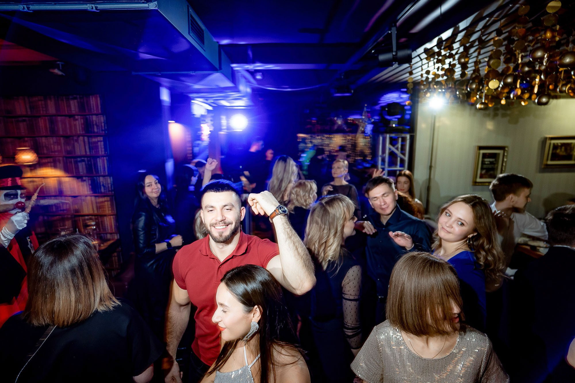 Новый год 2024 в Peoples. Сергей Кошкин. Репортажная и ивент-фотография в Сургуте