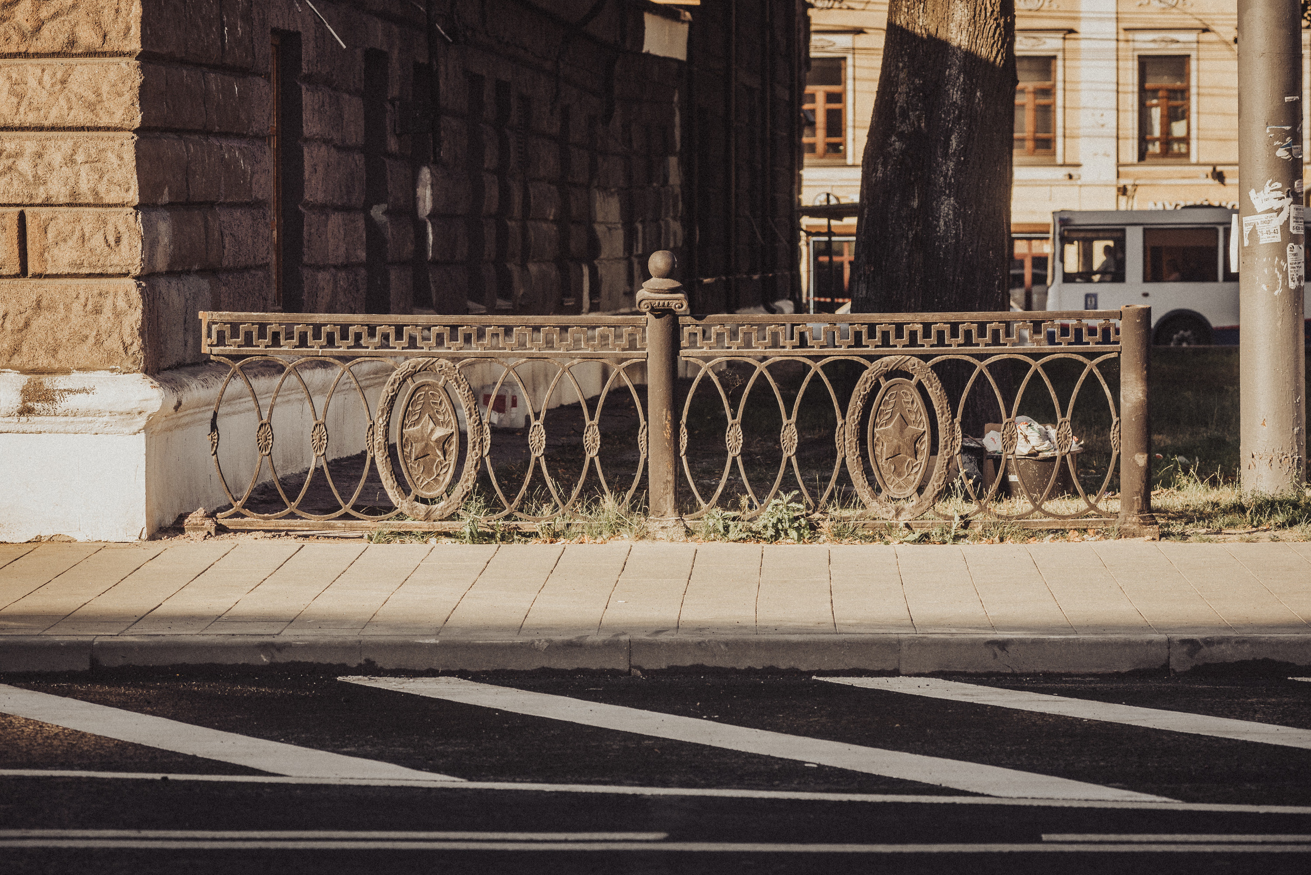 Проект #улицыгорода. Ярославль, ул. Первомайская. Документальный фотограф Илья Тихановский