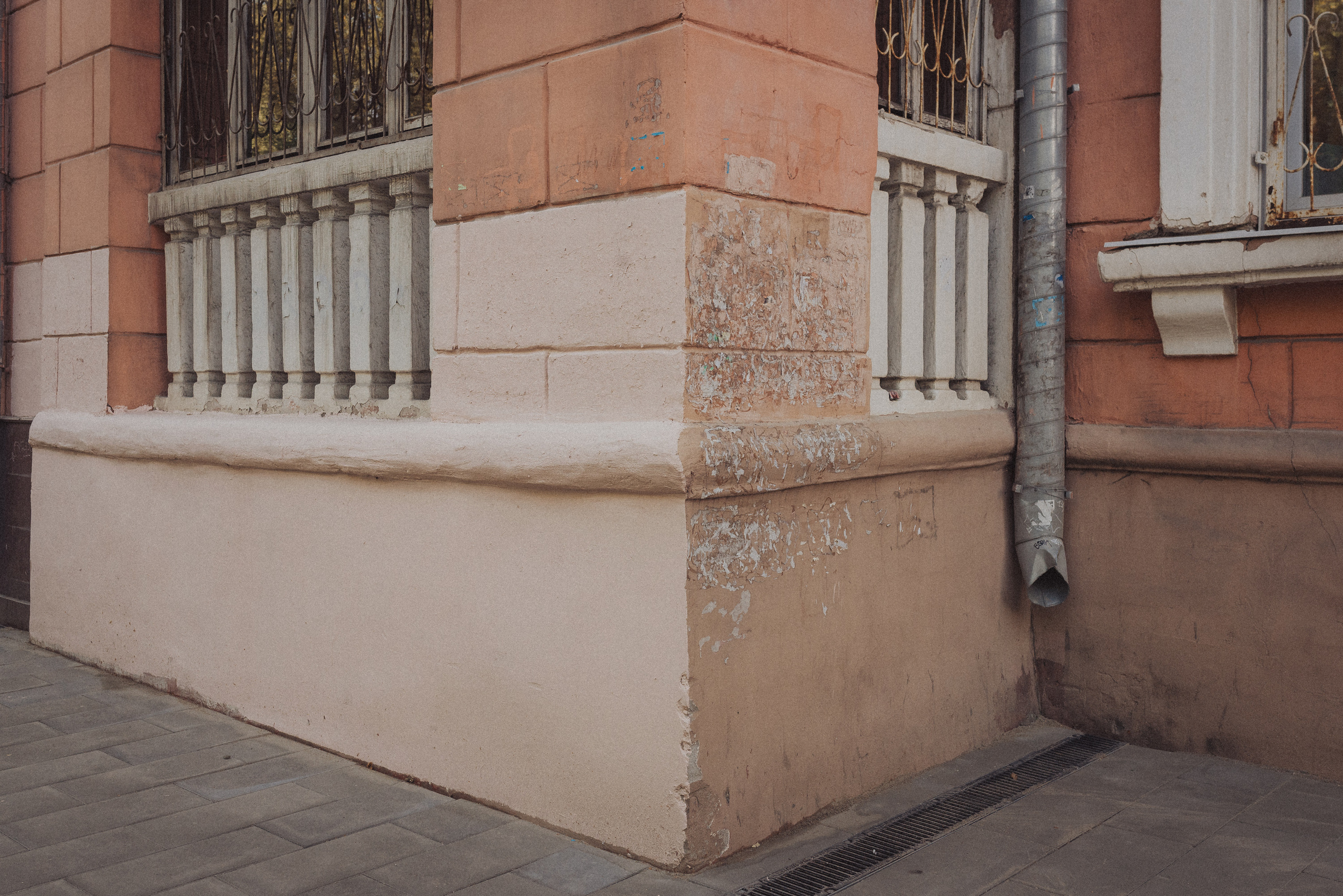 Проект #улицыгорода. Ярославль, ул. Первомайская. Документальный фотограф Илья Тихановский