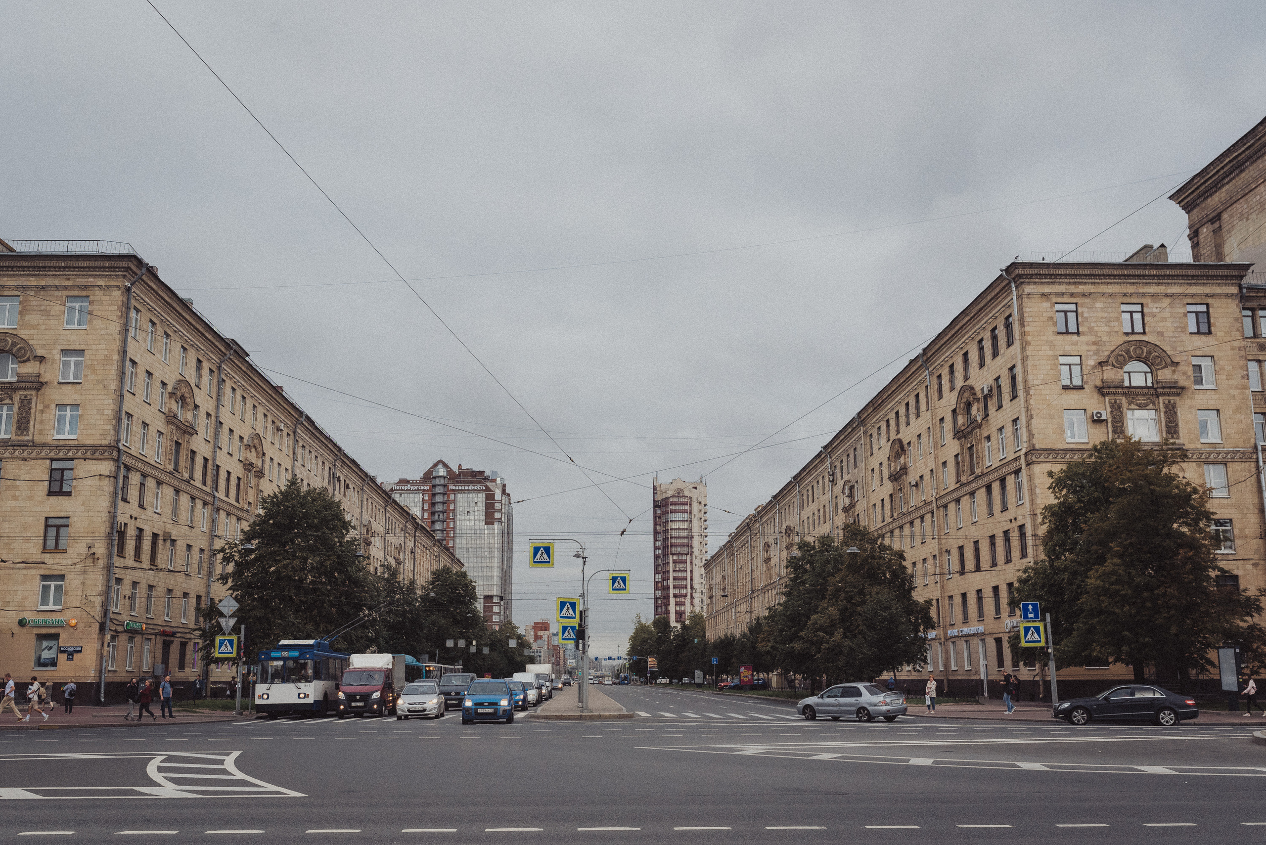 Проект «На улице Ленина». Санкт-Петербург, Ленинский пр. Документальный фотограф Илья Тихановский