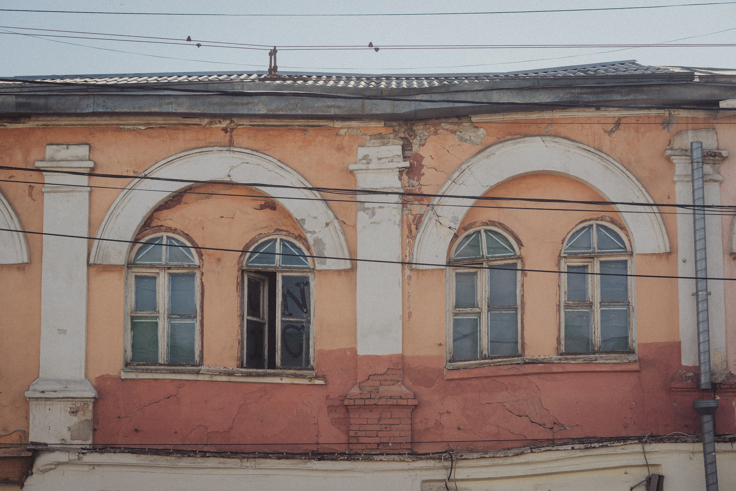 Проект #улицыгорода. Ярославль, ул. Первомайская. Документальный фотограф Илья Тихановский