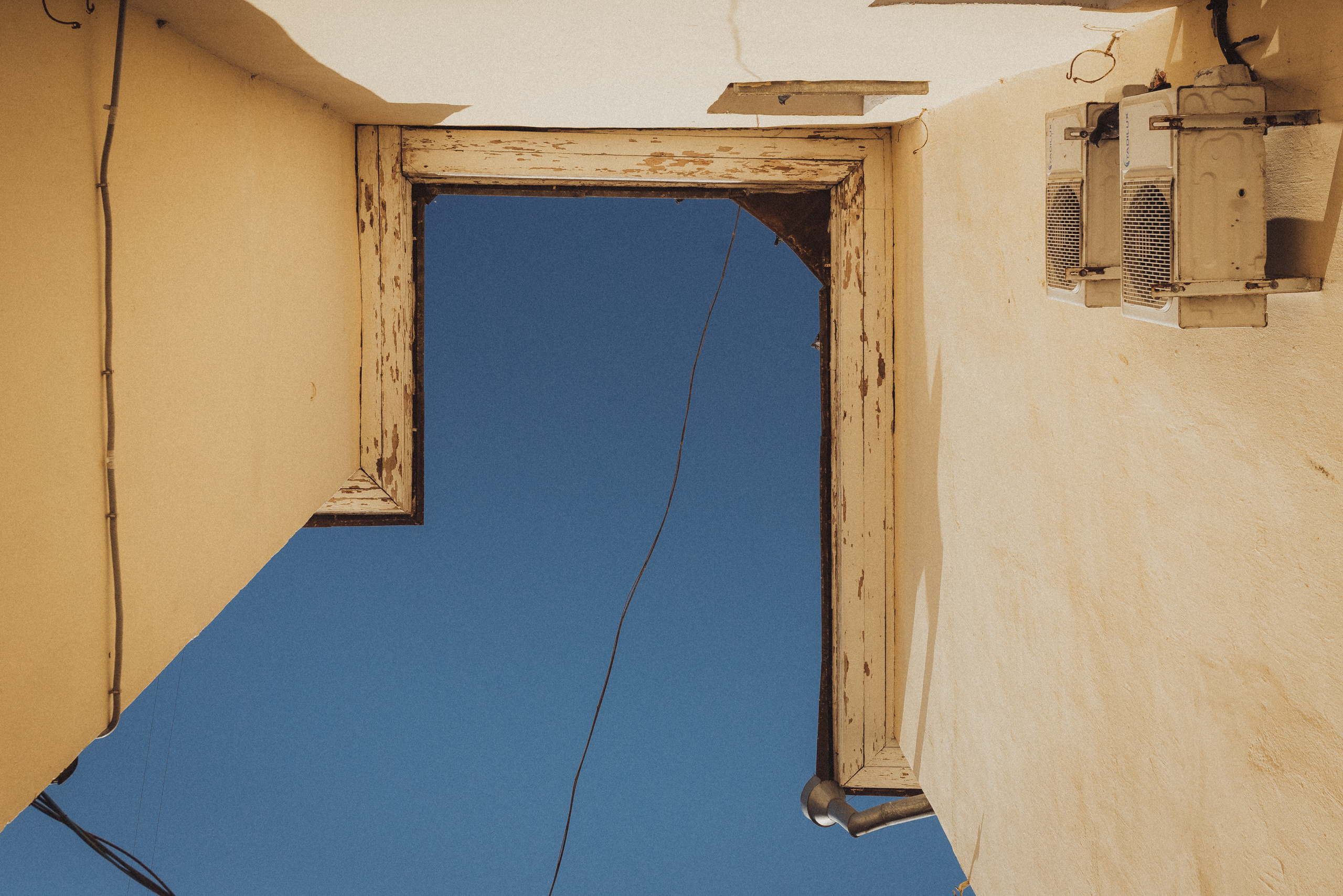 Проект #улицыгорода. Ярославль, ул. Первомайская. Документальный фотограф Илья Тихановский