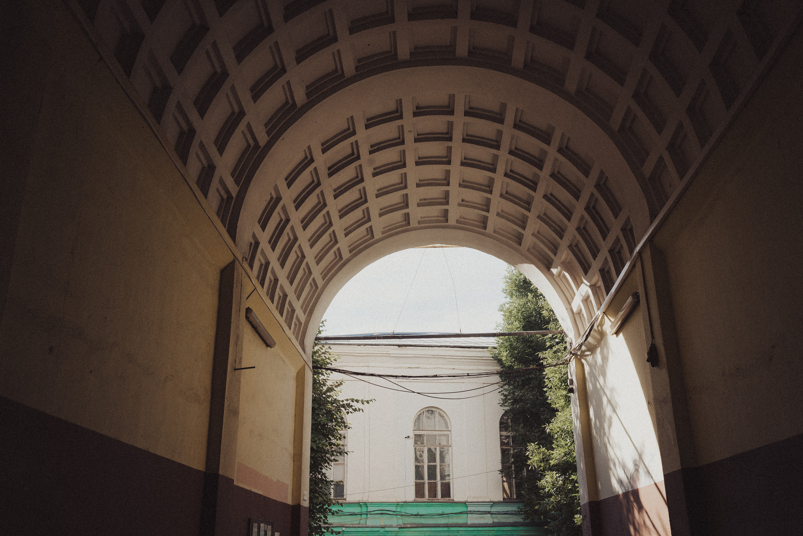 Проект #улицыгорода. Ярославль, ул. Первомайская. Документальный фотограф Илья Тихановский