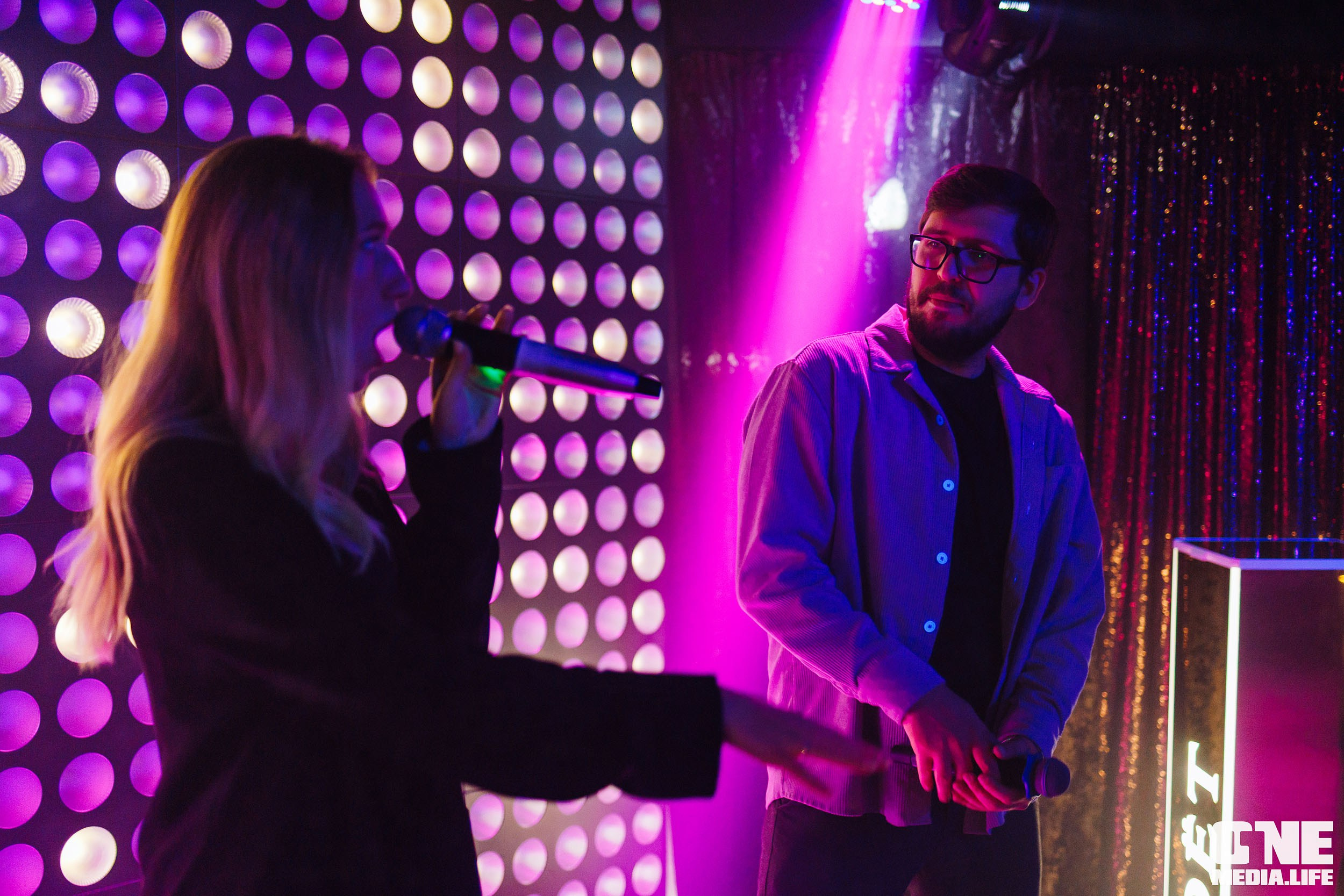 Фоторепортаж из караоке-клуба Эйфория. One Media Life: фоторепортажи, фотоотчеты с мероприятий и заведений