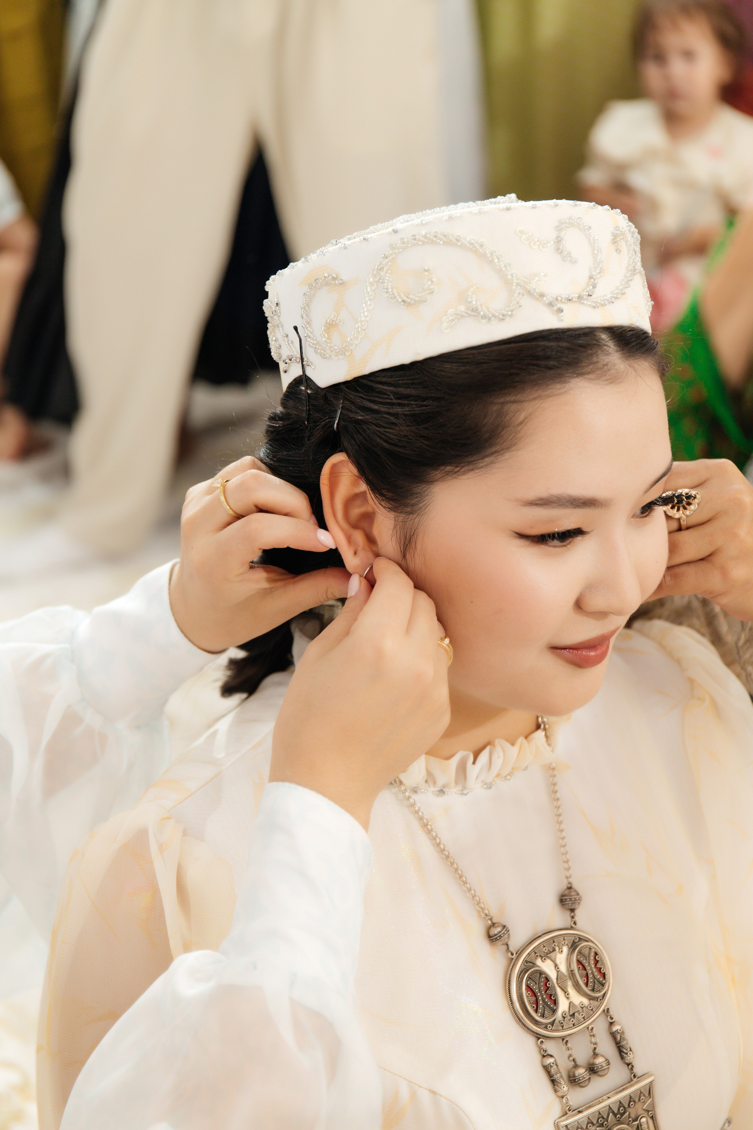 Aynur — syrğa salu. Wedding and Love story Photographer