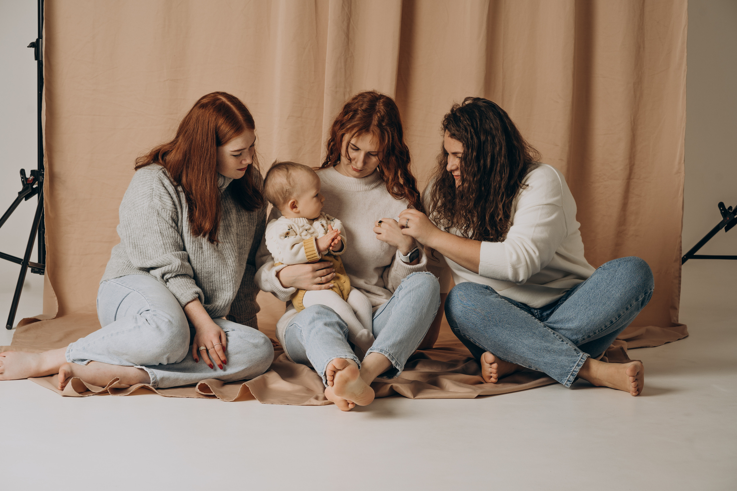 Сестры и малышка. Фотограф в Санкт-Петербурге Вера Пудовкина