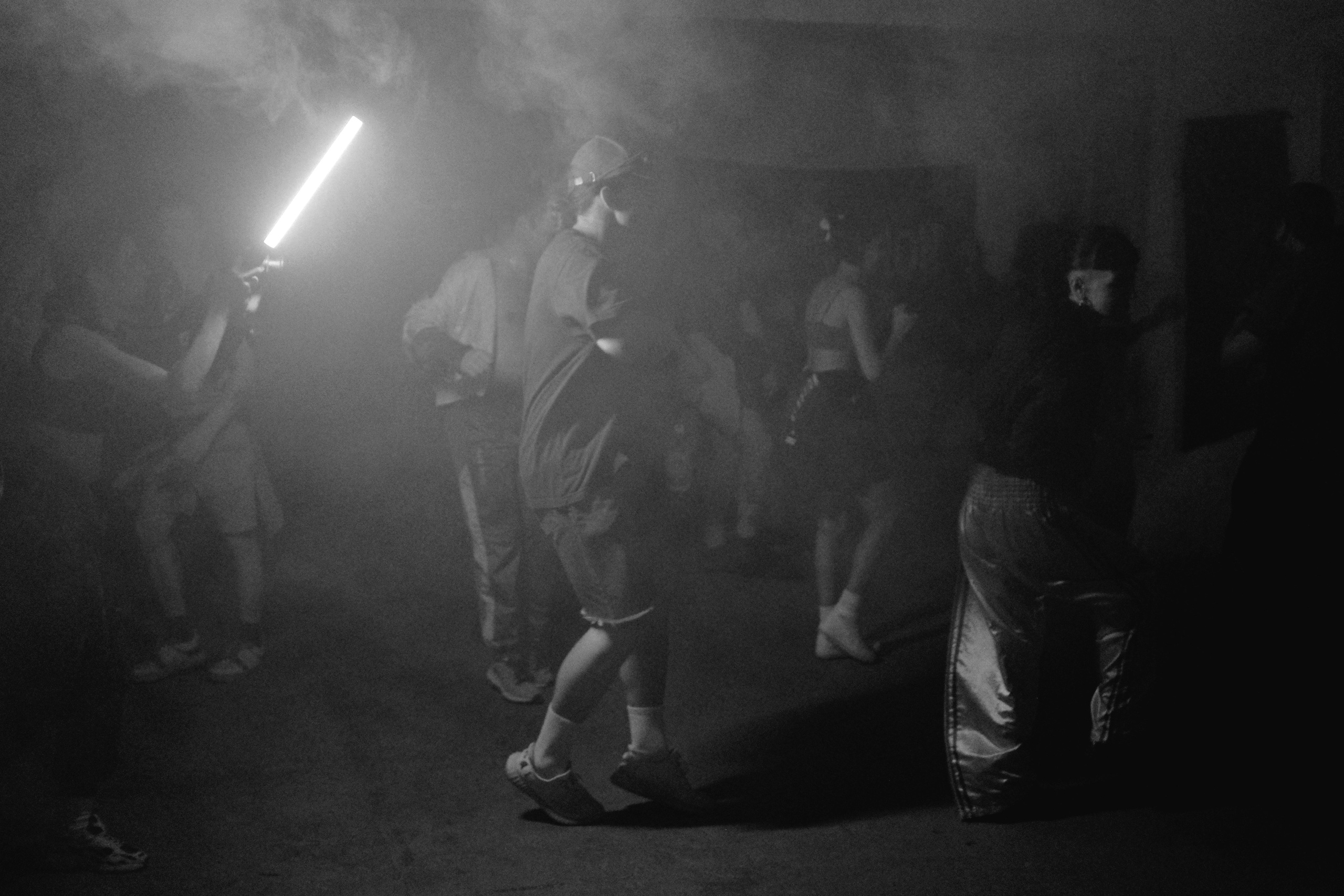 EBASHNYA. 19 июля 2025. Хардкор-габбер туса от команды Башня. Репортажный фотограф в Санкт-Петербурге Даниил Могута