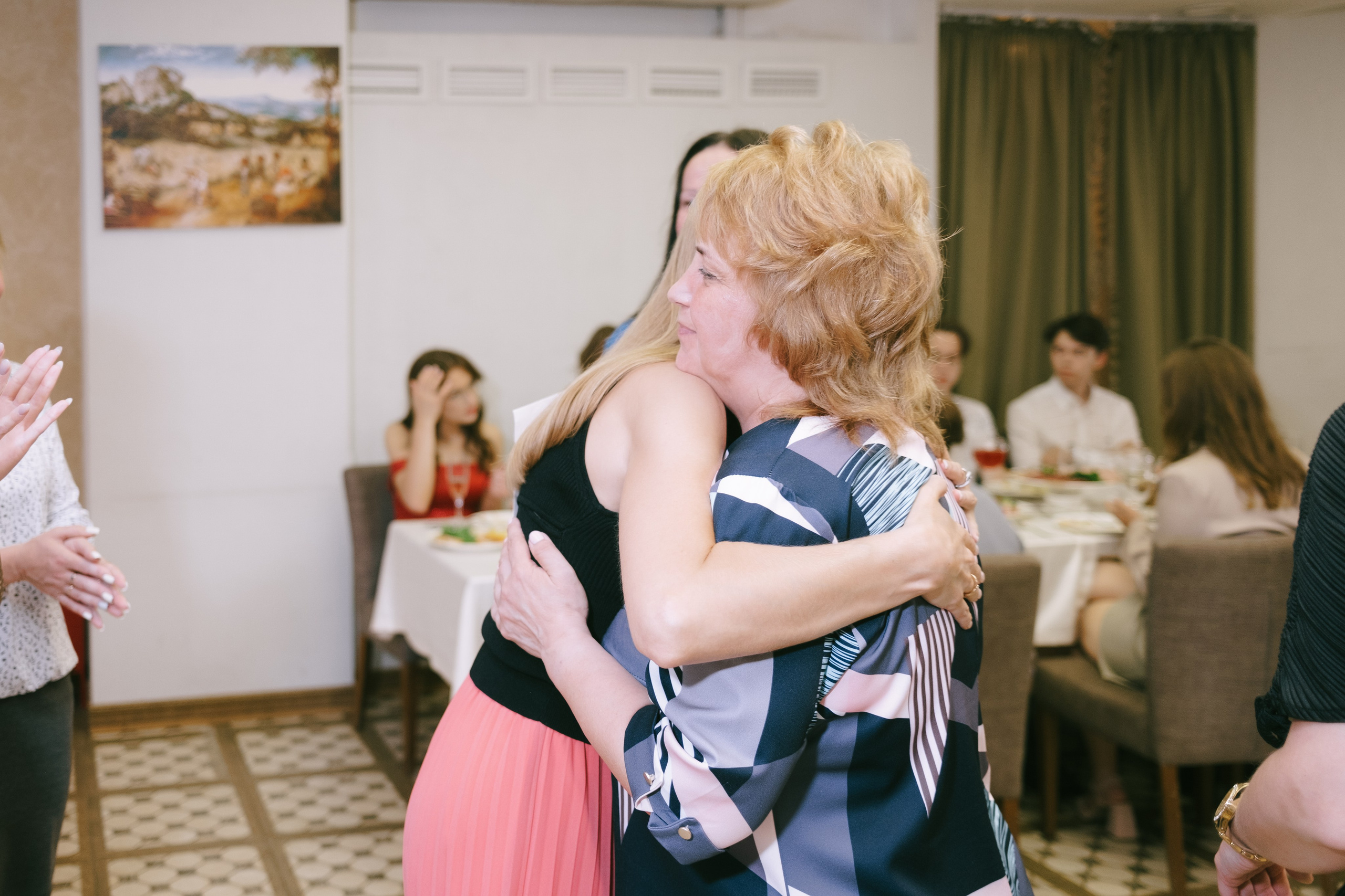 Выпускной школа 33. Свадебный и репортажной фотограф Денис Ожигин в Краснодаре и Краснодарском крае