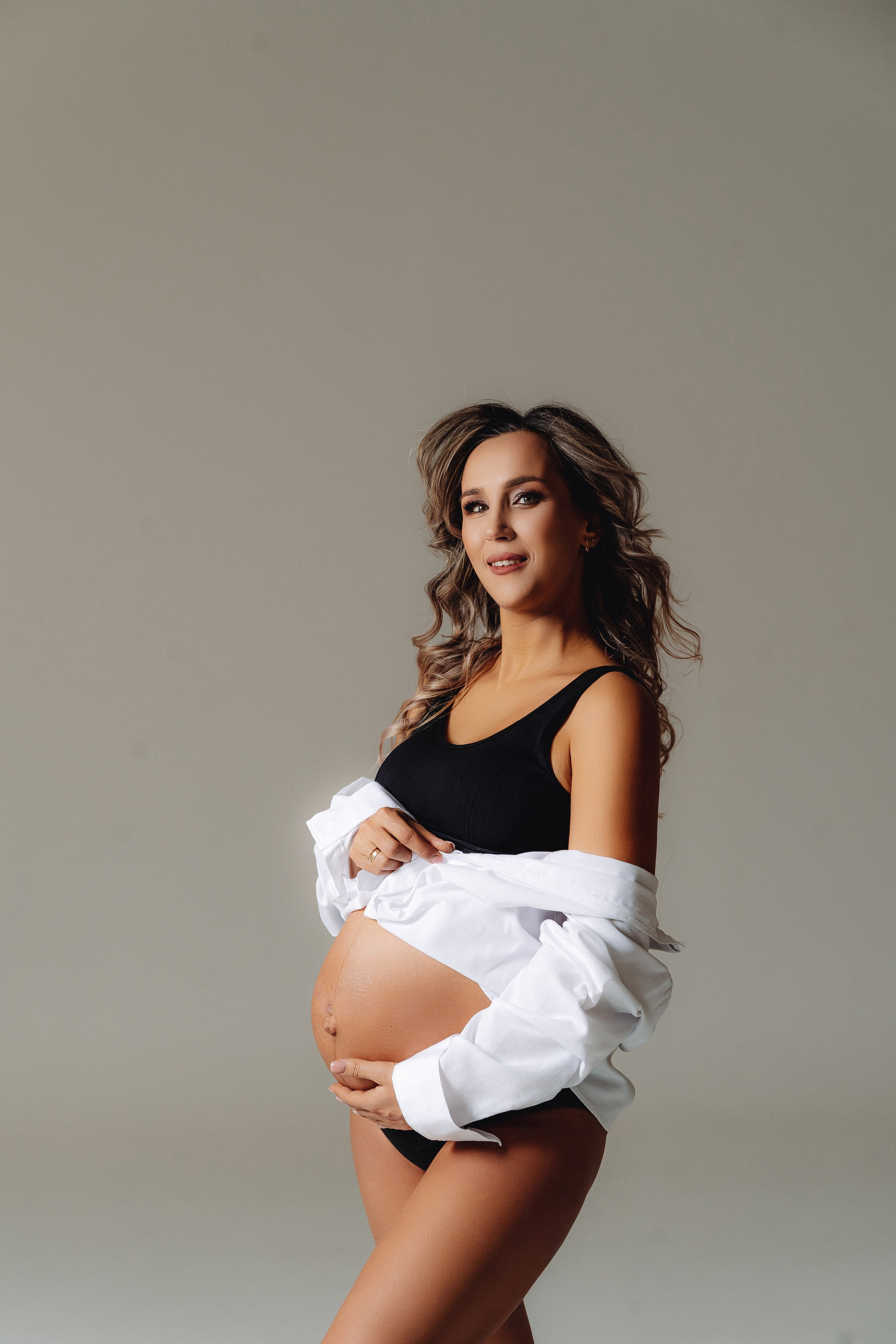 В студии. Семейный и контент фотограф в Красноярске Власова Екатерина