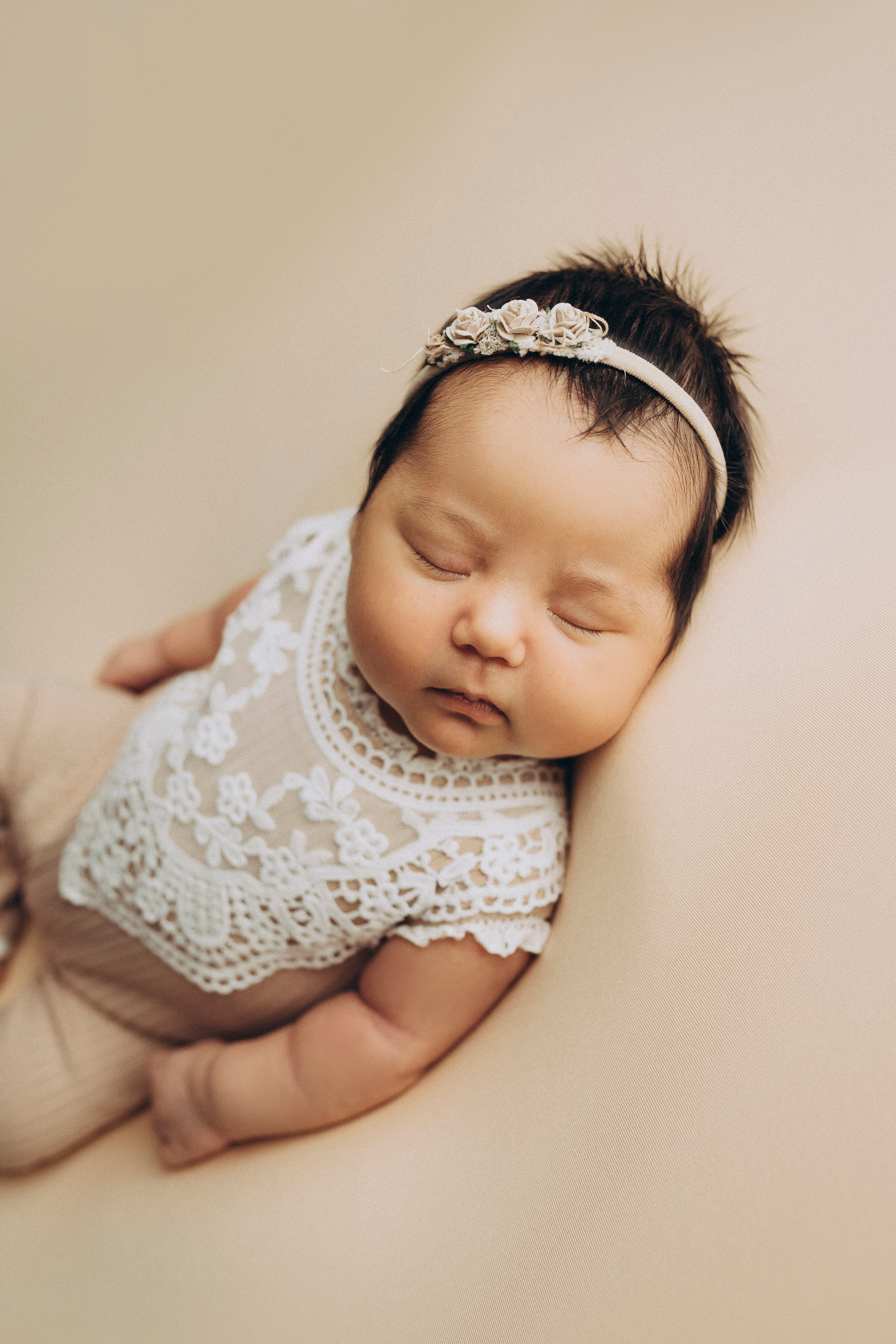 Айза 23 дня. Фотограф новорожденных в Москве Щелково и МО Ангелина Энговатова