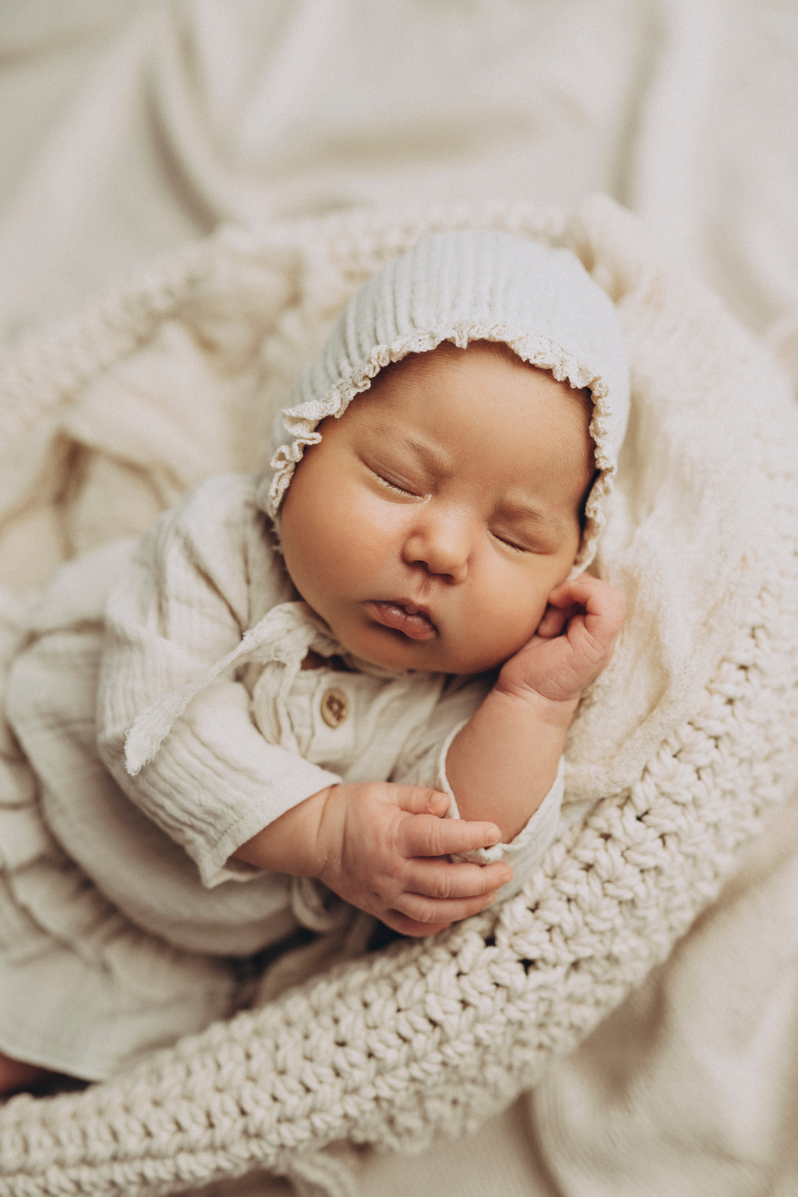 Айза 23 дня. Фотограф новорожденных в Москве Щелково и МО Ангелина Энговатова