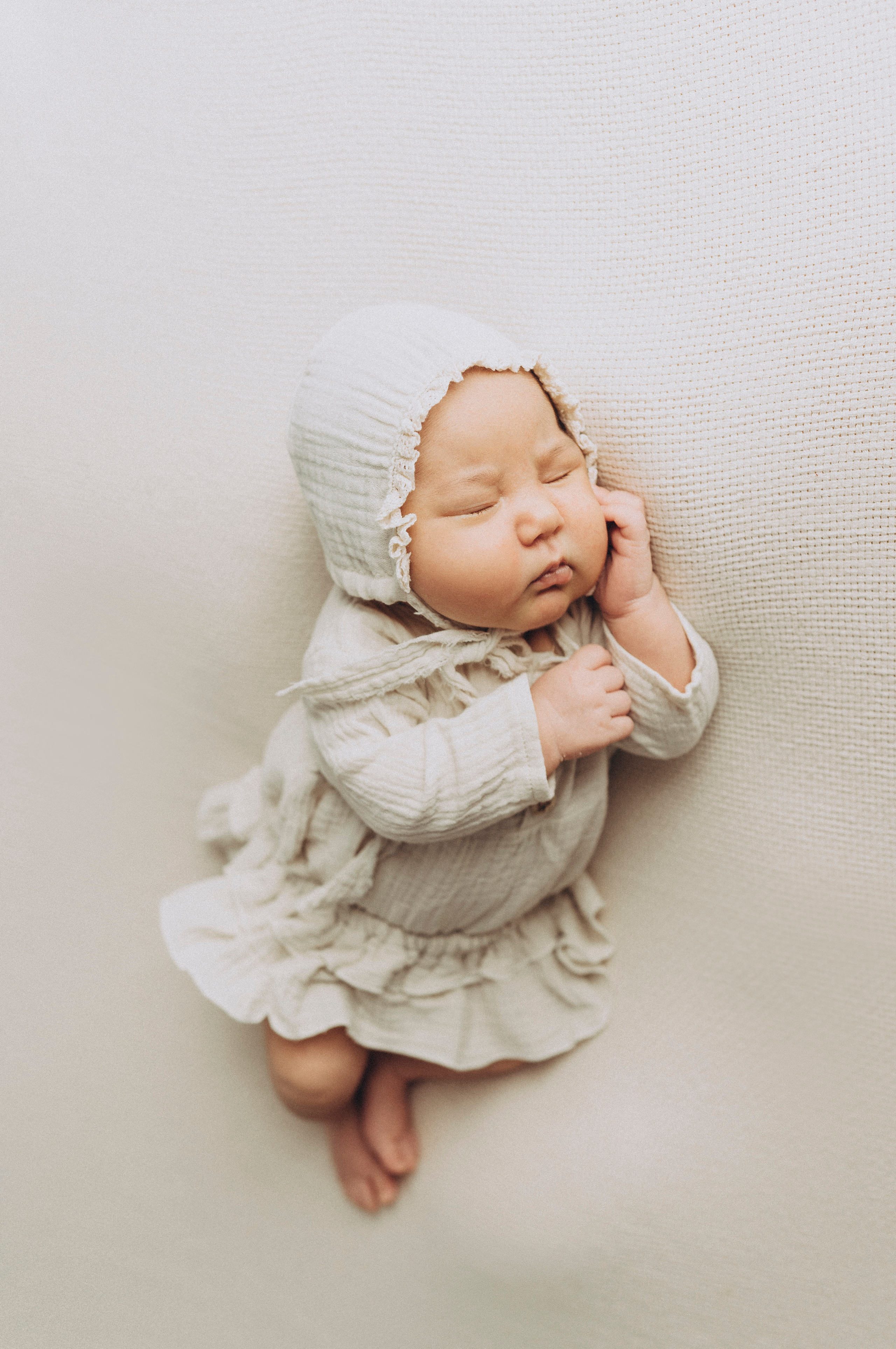 Айза 23 дня. Фотограф новорожденных в Москве Щелково и МО Ангелина Энговатова