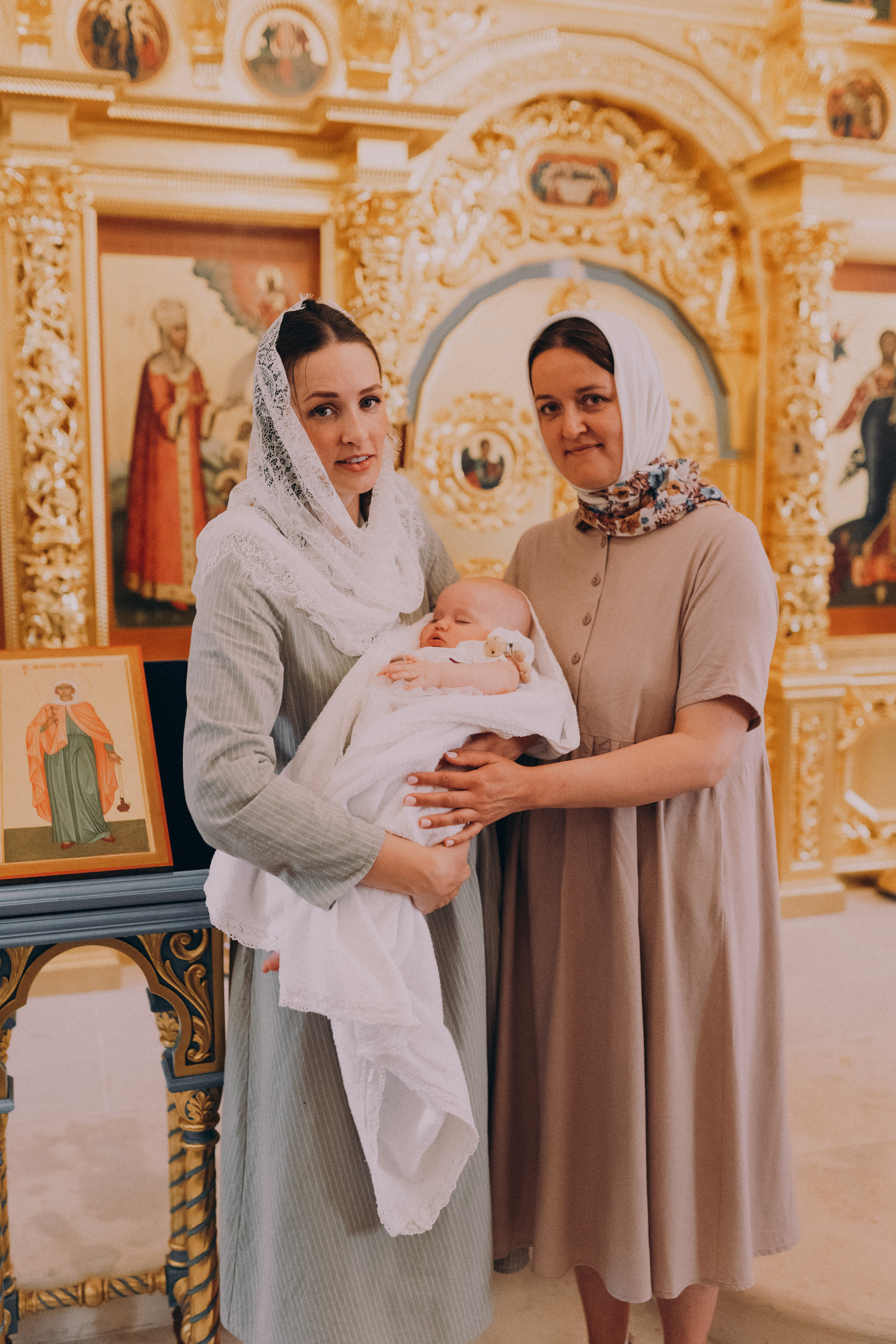 Таинство Крещения Мирослава. Фотограф новорожденных в Москве Щелково и МО Ангелина Энговатова