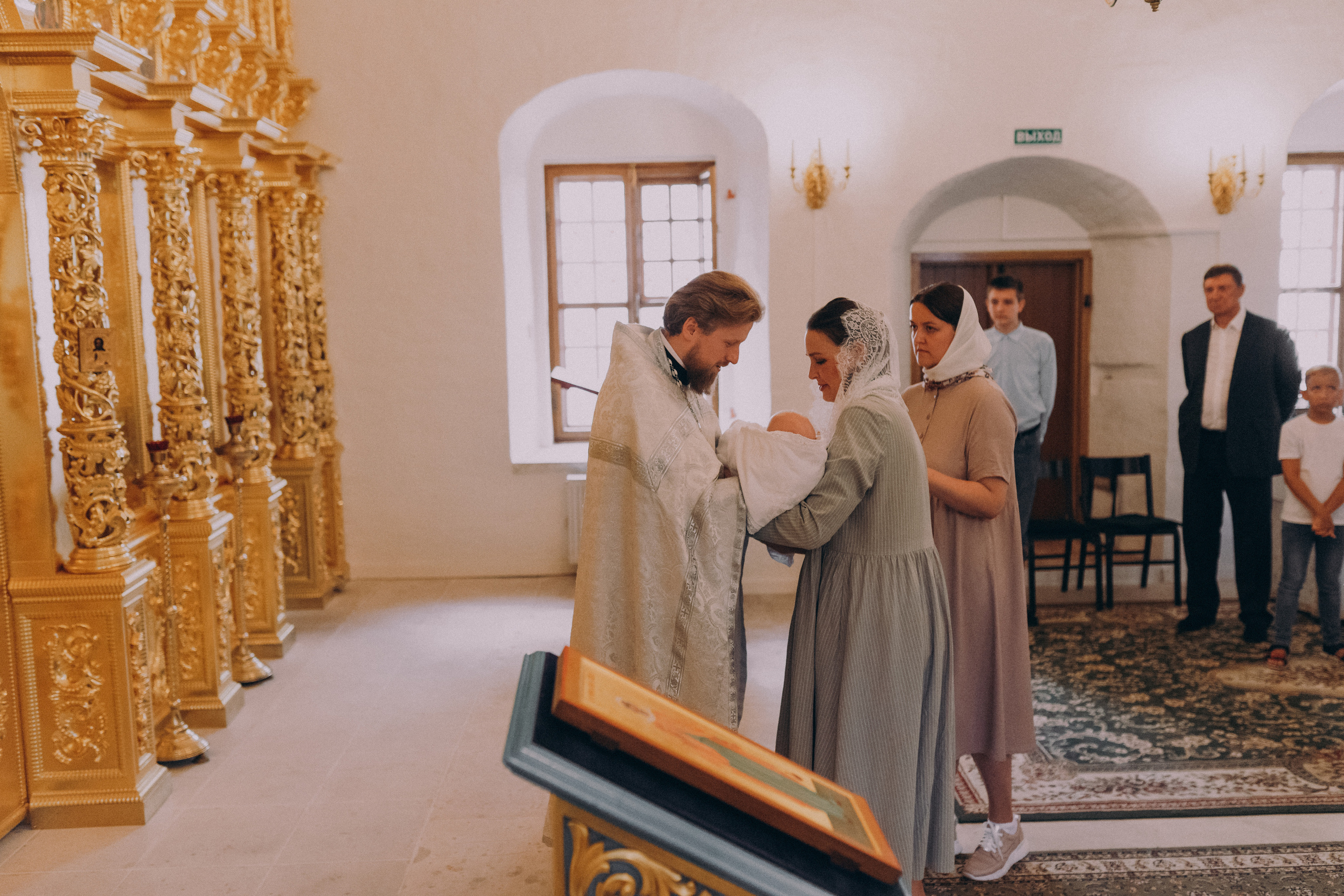 Таинство Крещения Мирослава. Фотограф новорожденных в Москве Щелково и МО Ангелина Энговатова